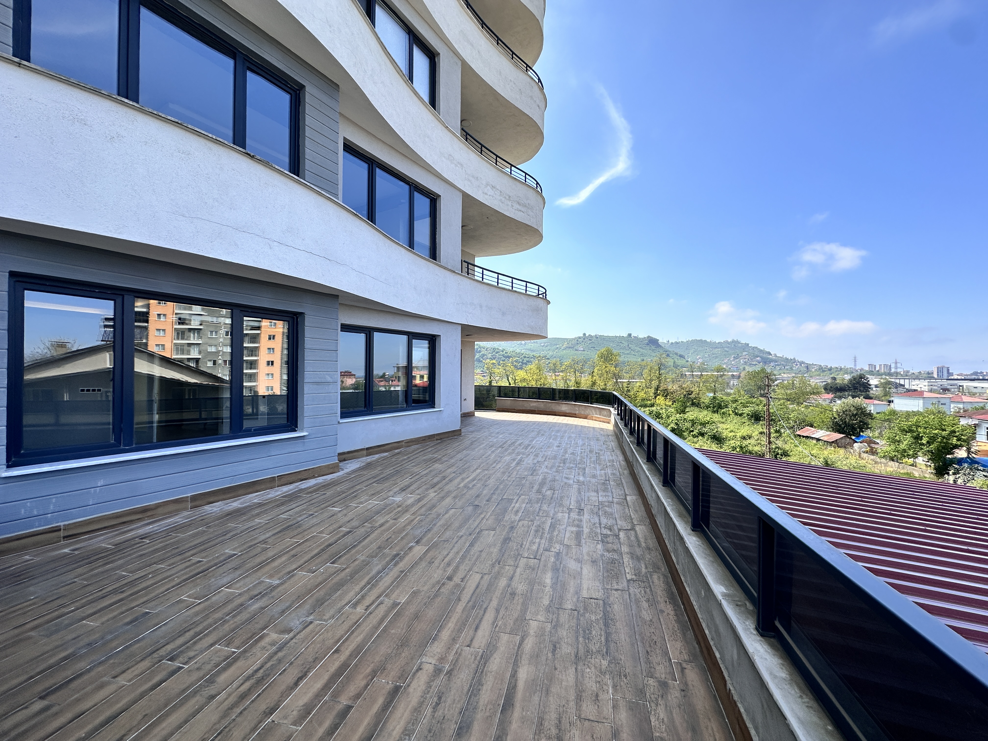 MABEL GAYRİMENKUL-GÜZELYALI.MH DENİZ MANZARALI LUKS DAİRE