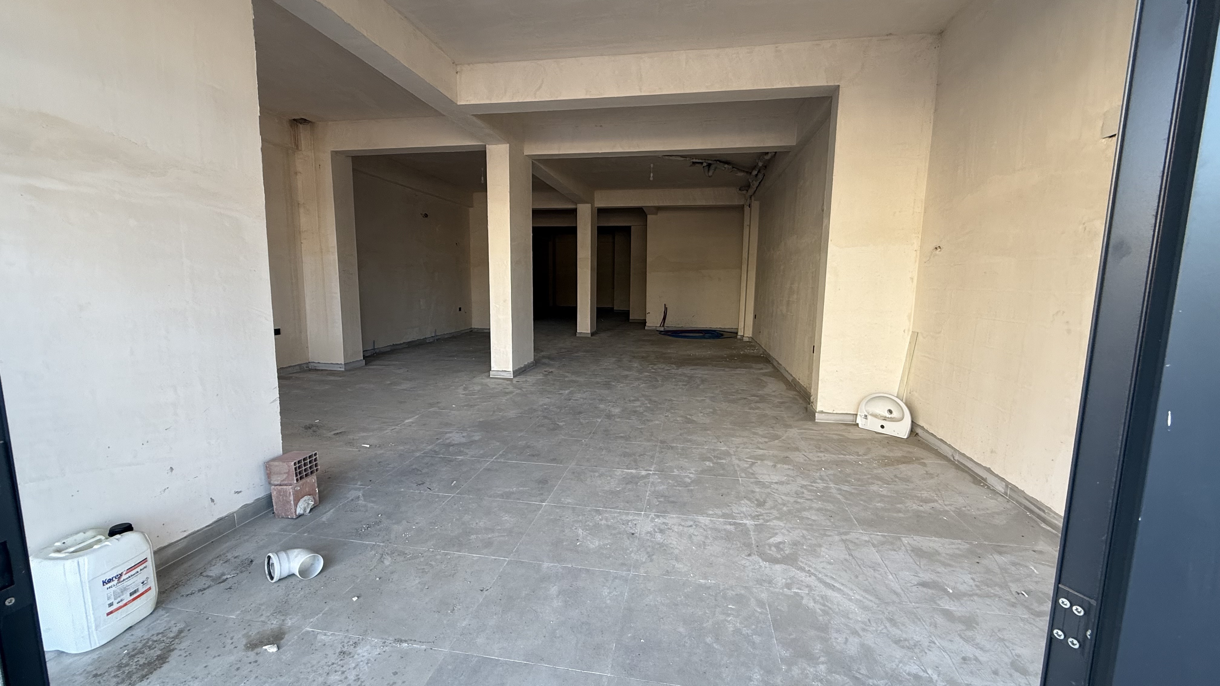 MABEL'DEN KURUMSALA KİRALIK 300 M2 MERKEZİ LOKASYONDA DÜKKAN