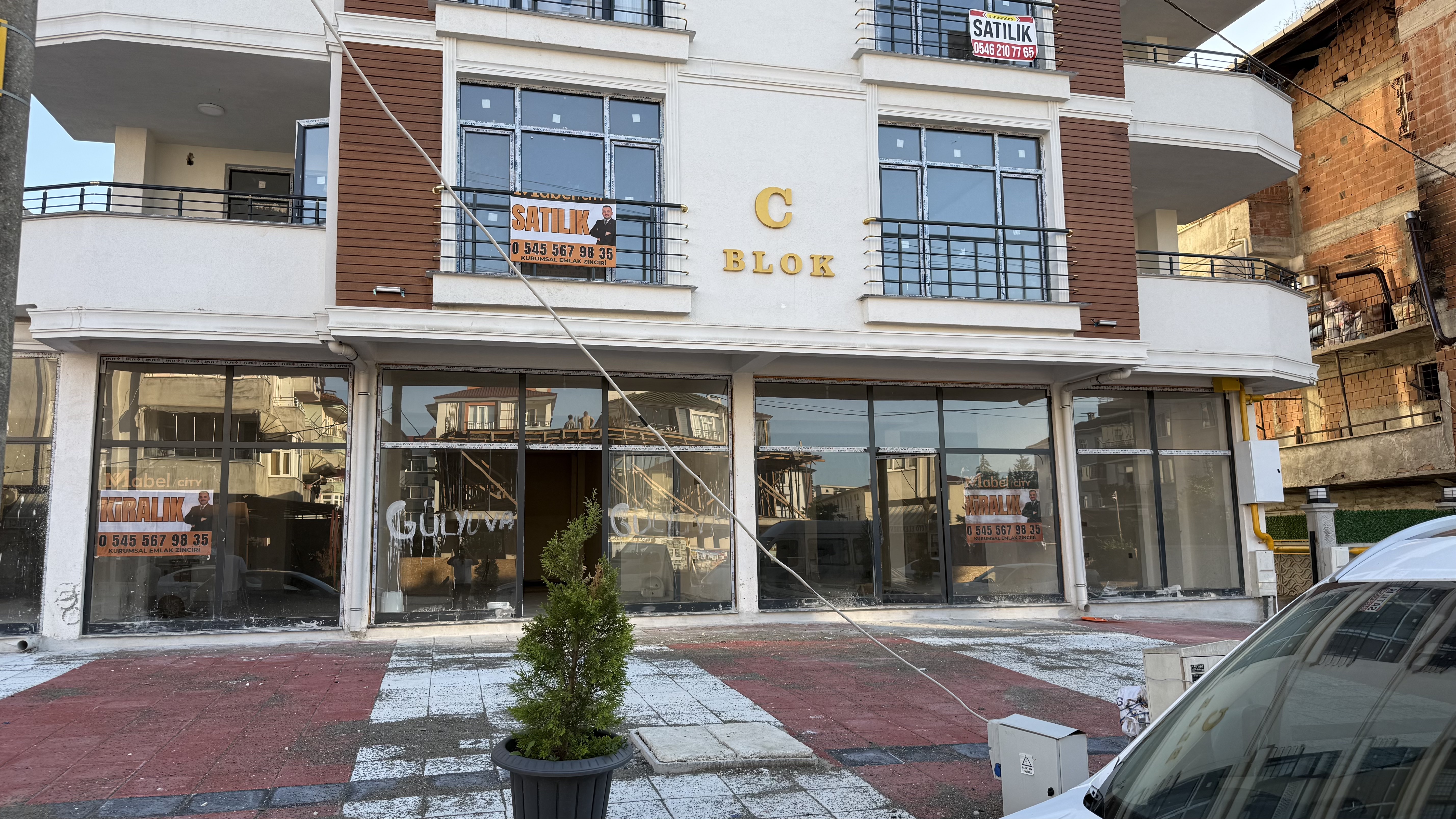 MABEL'DEN KURUMSALA KİRALIK 300 M2 MERKEZİ LOKASYONDA DÜKKAN