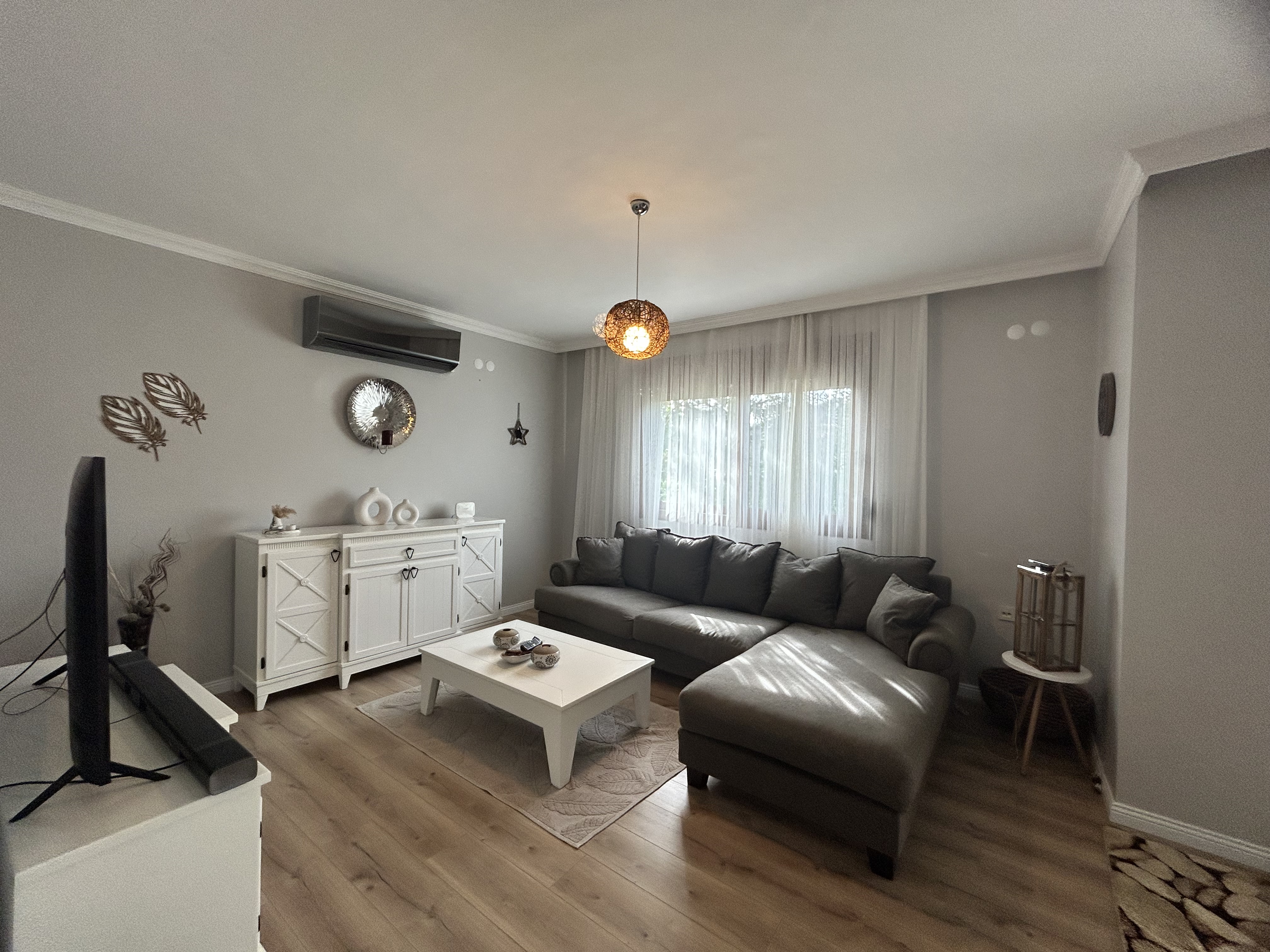 MARMARİS CAMİAVLUNDA SATILIK 5+1 TRİBLEKS HAVUZLU VİLLA