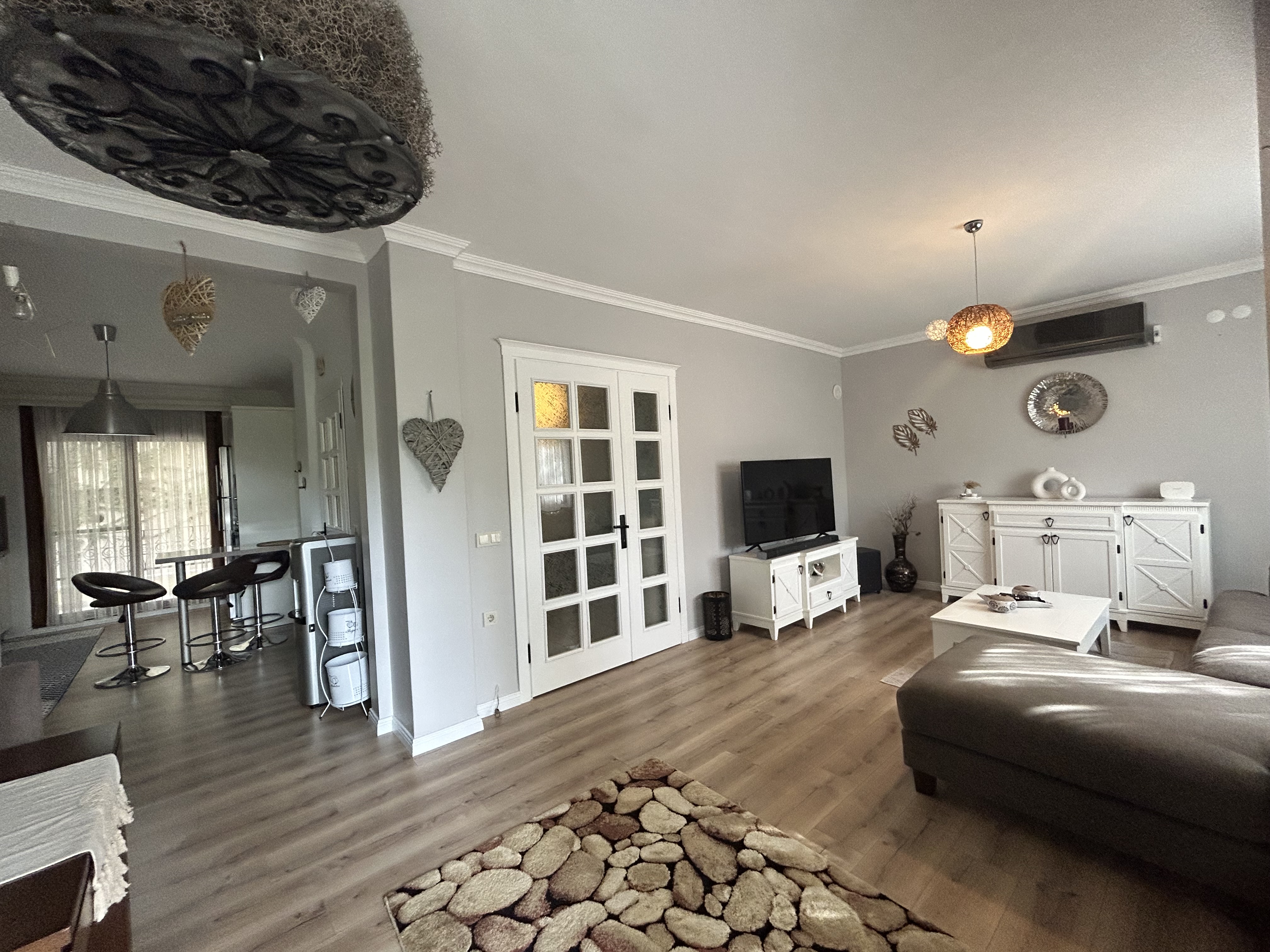 MARMARİS CAMİAVLUNDA SATILIK 5+1 TRİBLEKS HAVUZLU VİLLA