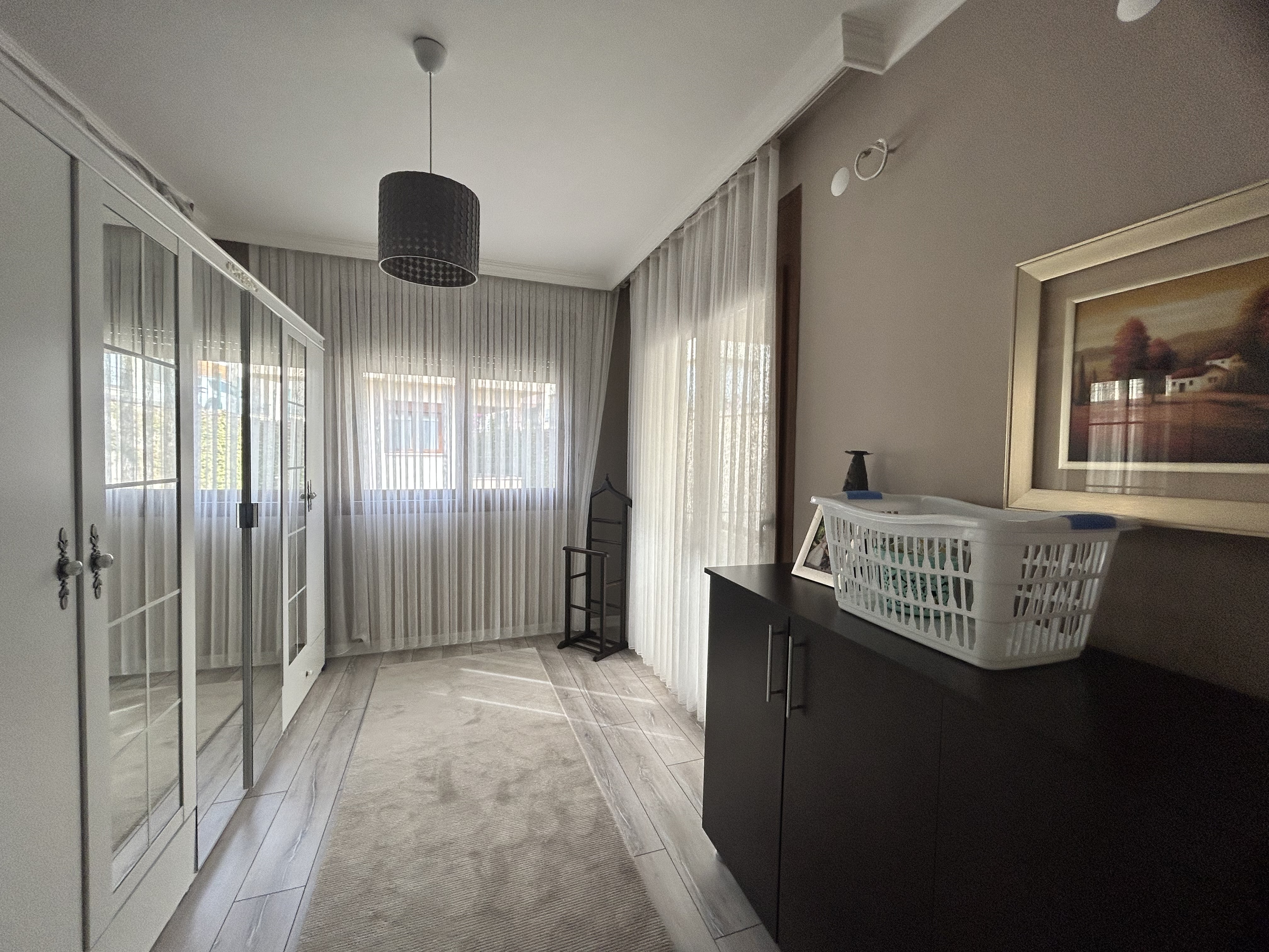 MARMARİS CAMİAVLUNDA SATILIK 5+1 TRİBLEKS HAVUZLU VİLLA