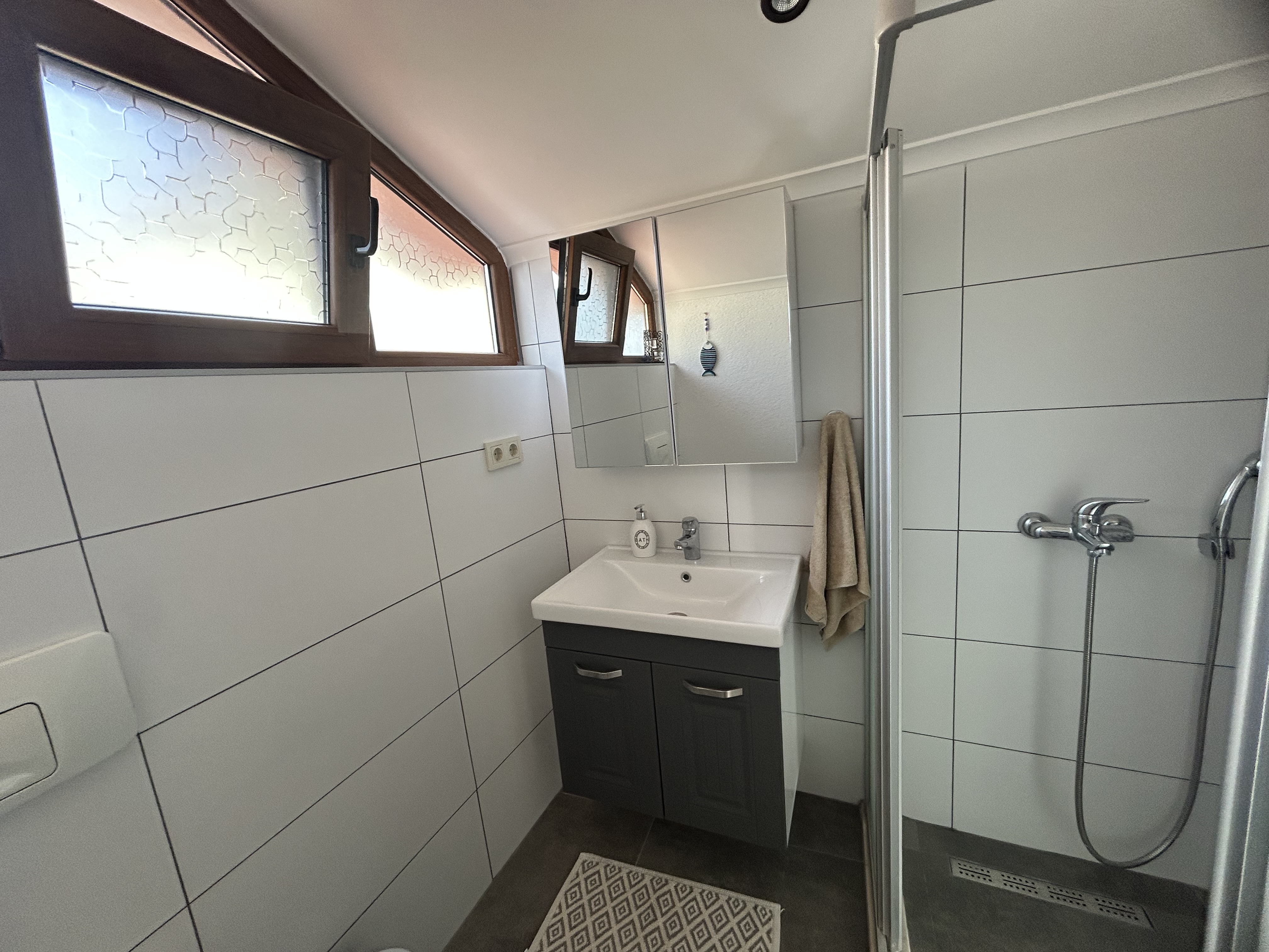 MARMARİS CAMİAVLUNDA SATILIK 5+1 TRİBLEKS HAVUZLU VİLLA