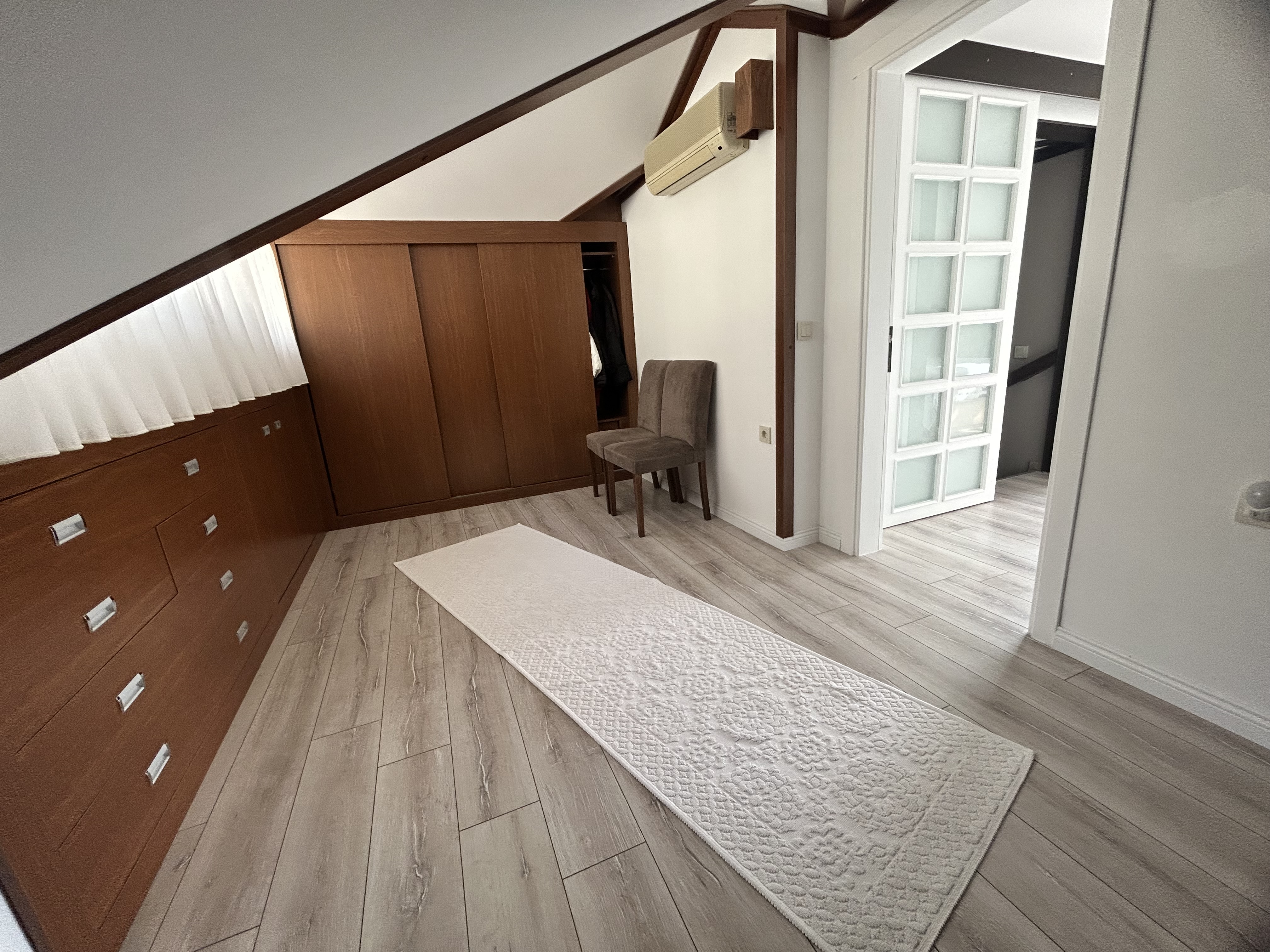 MARMARİS CAMİAVLUNDA SATILIK 5+1 TRİBLEKS HAVUZLU VİLLA