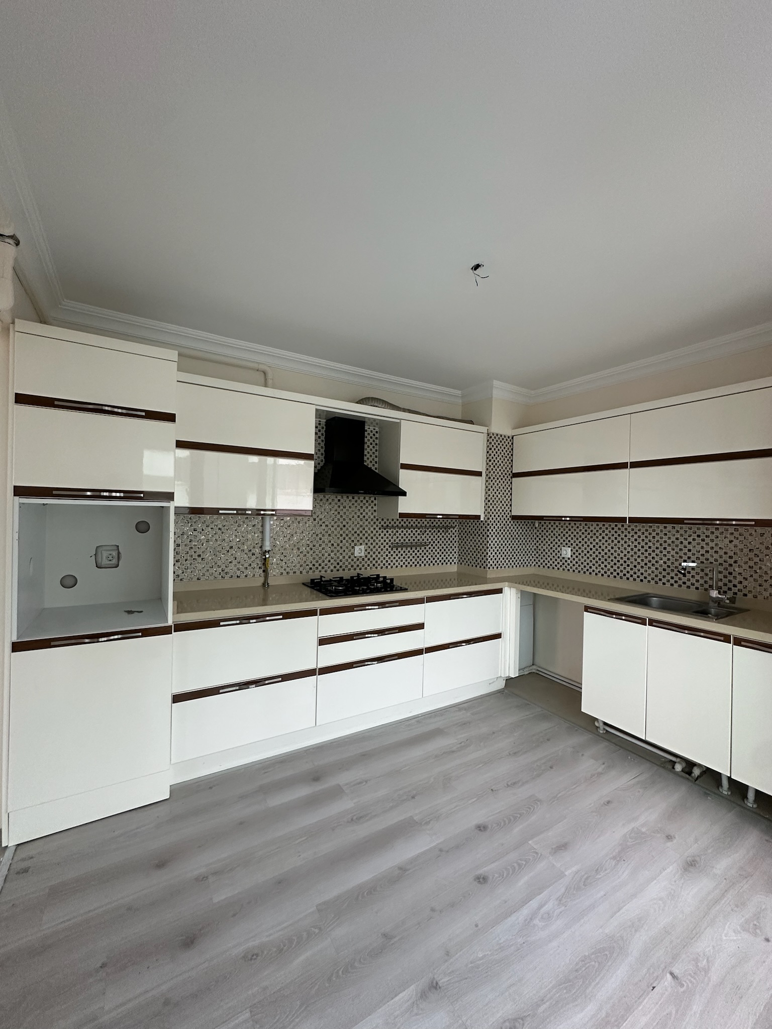 GEDİKKAYA ŞELALE EVLERİ A BLOK 18 NUMARA 3+1