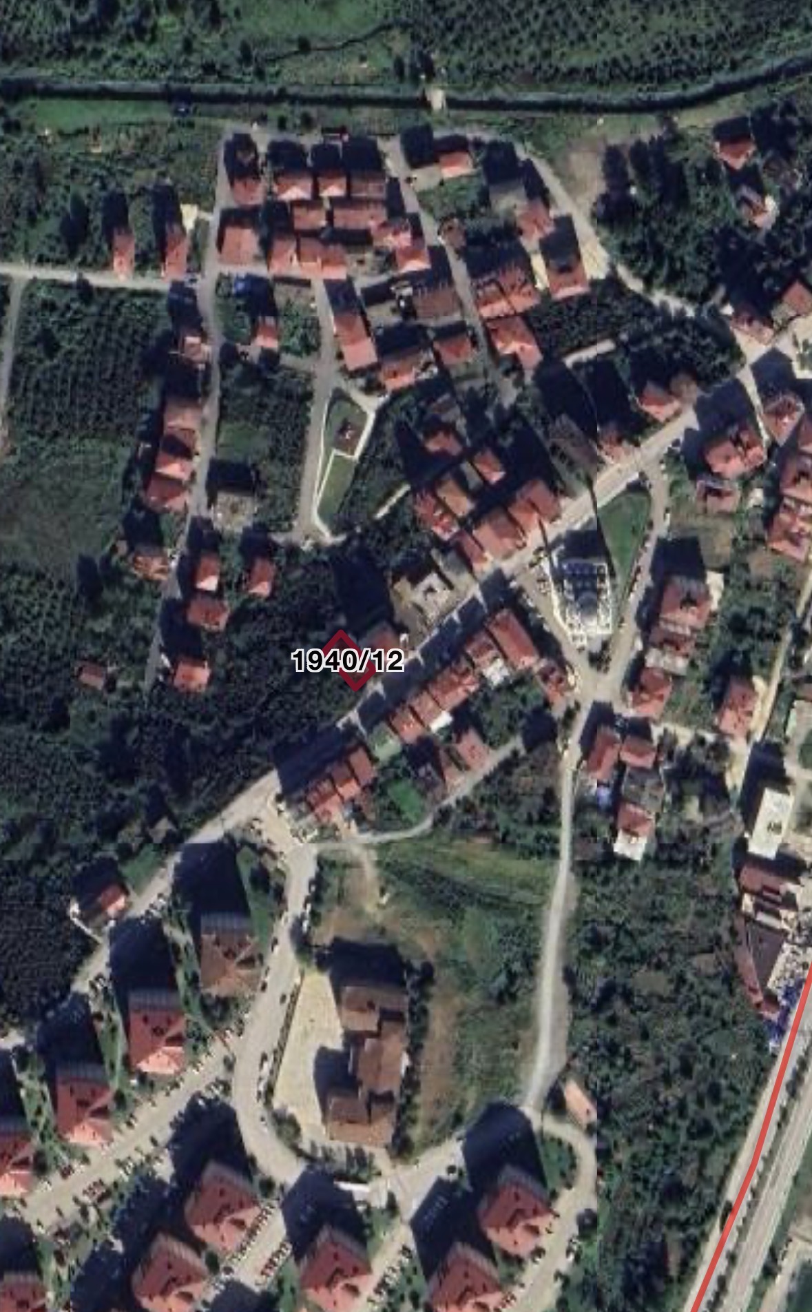 KARACAÖMER’DE 242 M2 ARSA