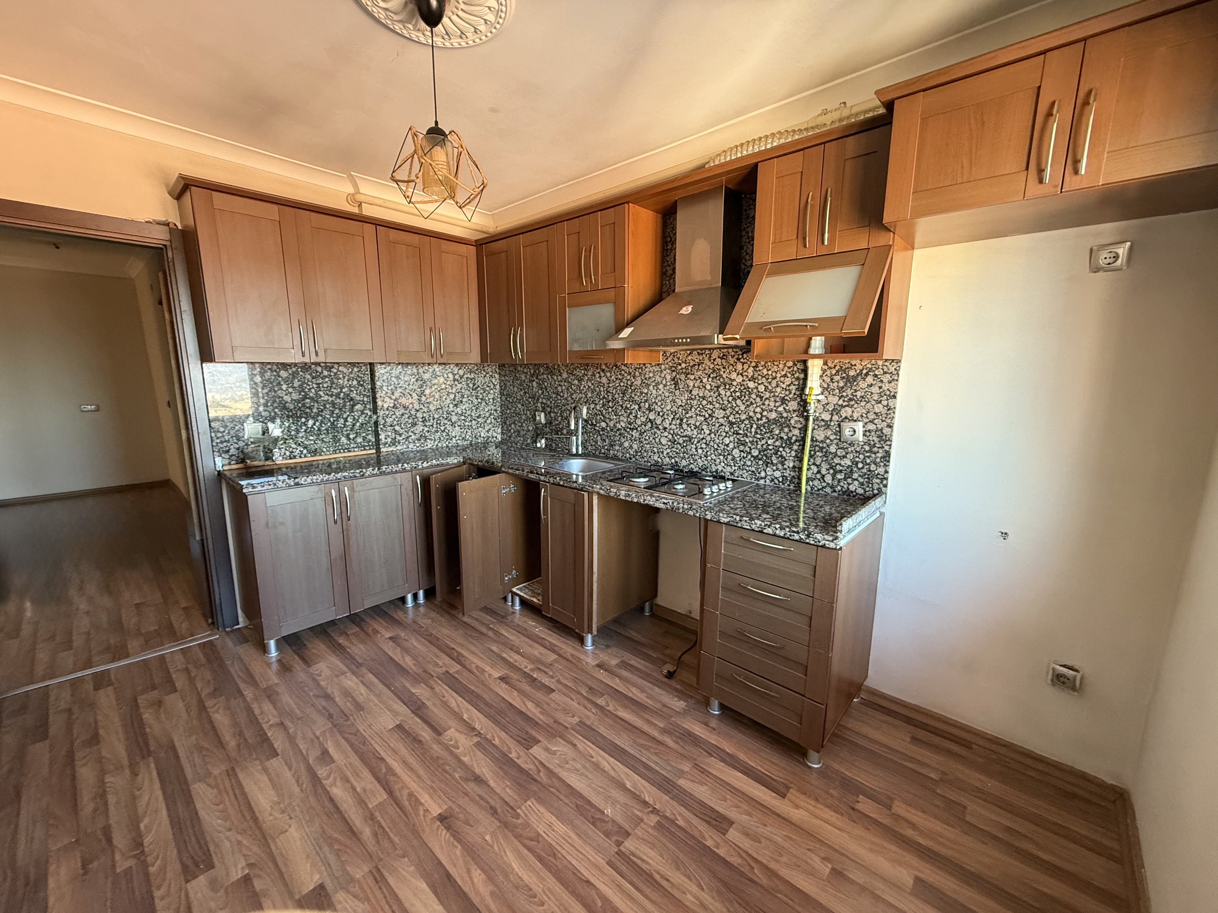 YILDIZLI TOKİ DE KİRALIK 3+1 DAİRE