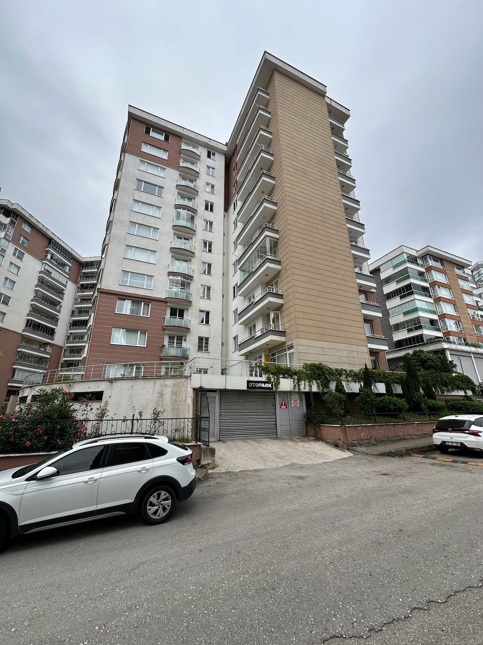GEDİKKAYA ŞELALE EVLERİ A BLOK 18 NUMARA 3+1