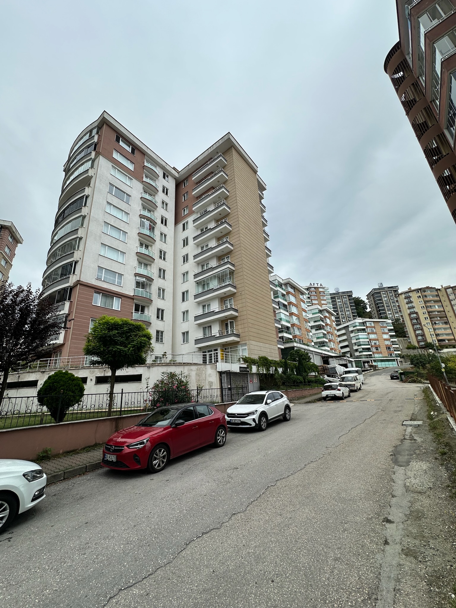 GEDİKKAYA ŞELALE EVLERİ A BLOK 18 NUMARA 3+1