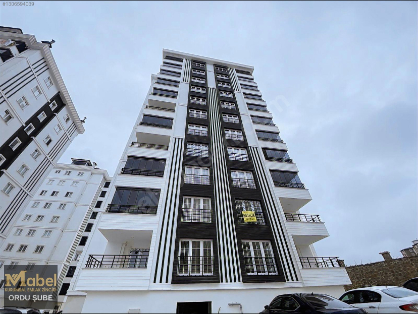 ADALI  PARK EVLERİ 3+1