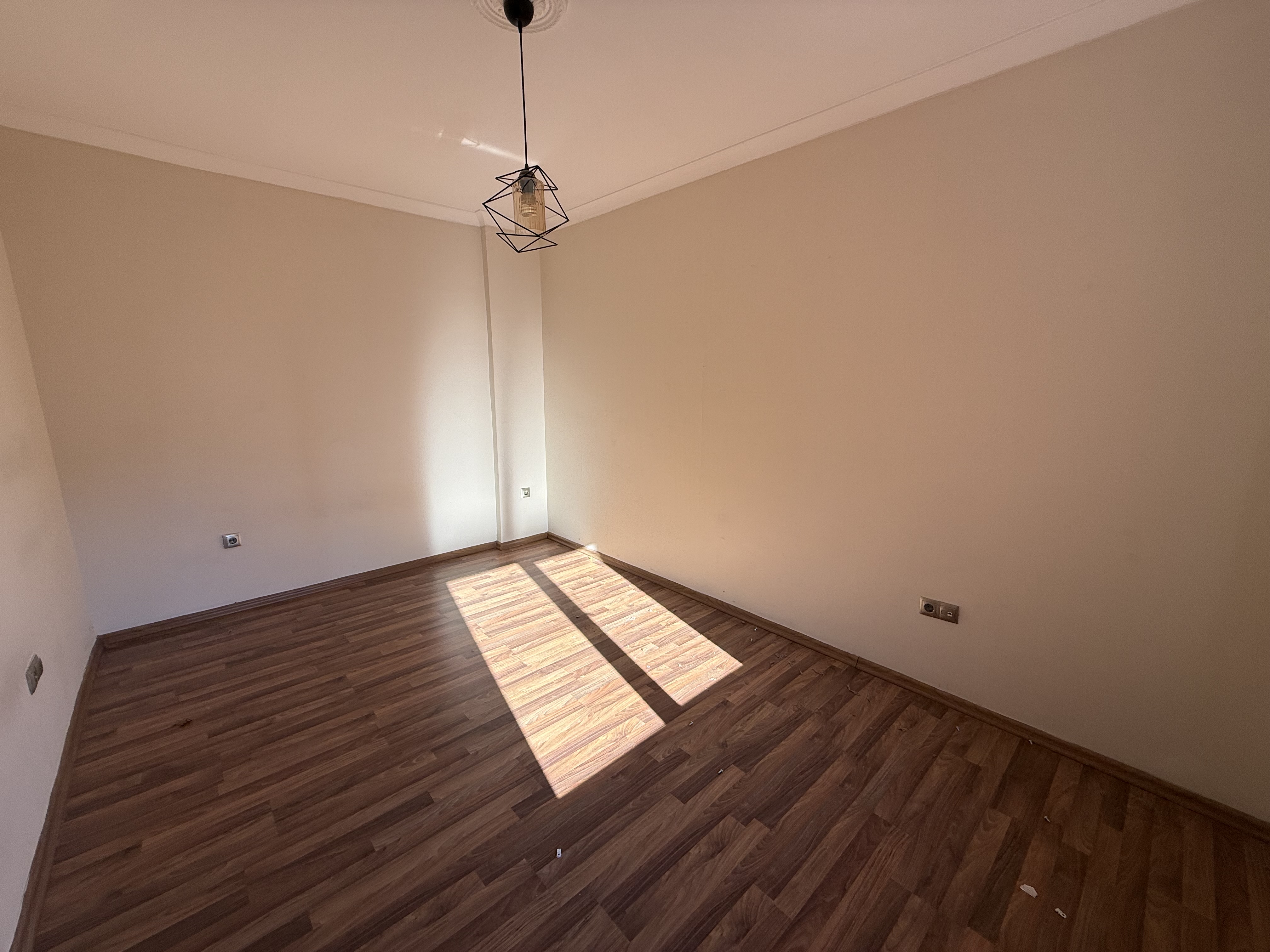 YILDIZLI TOKİ DE KİRALIK 3+1 DAİRE