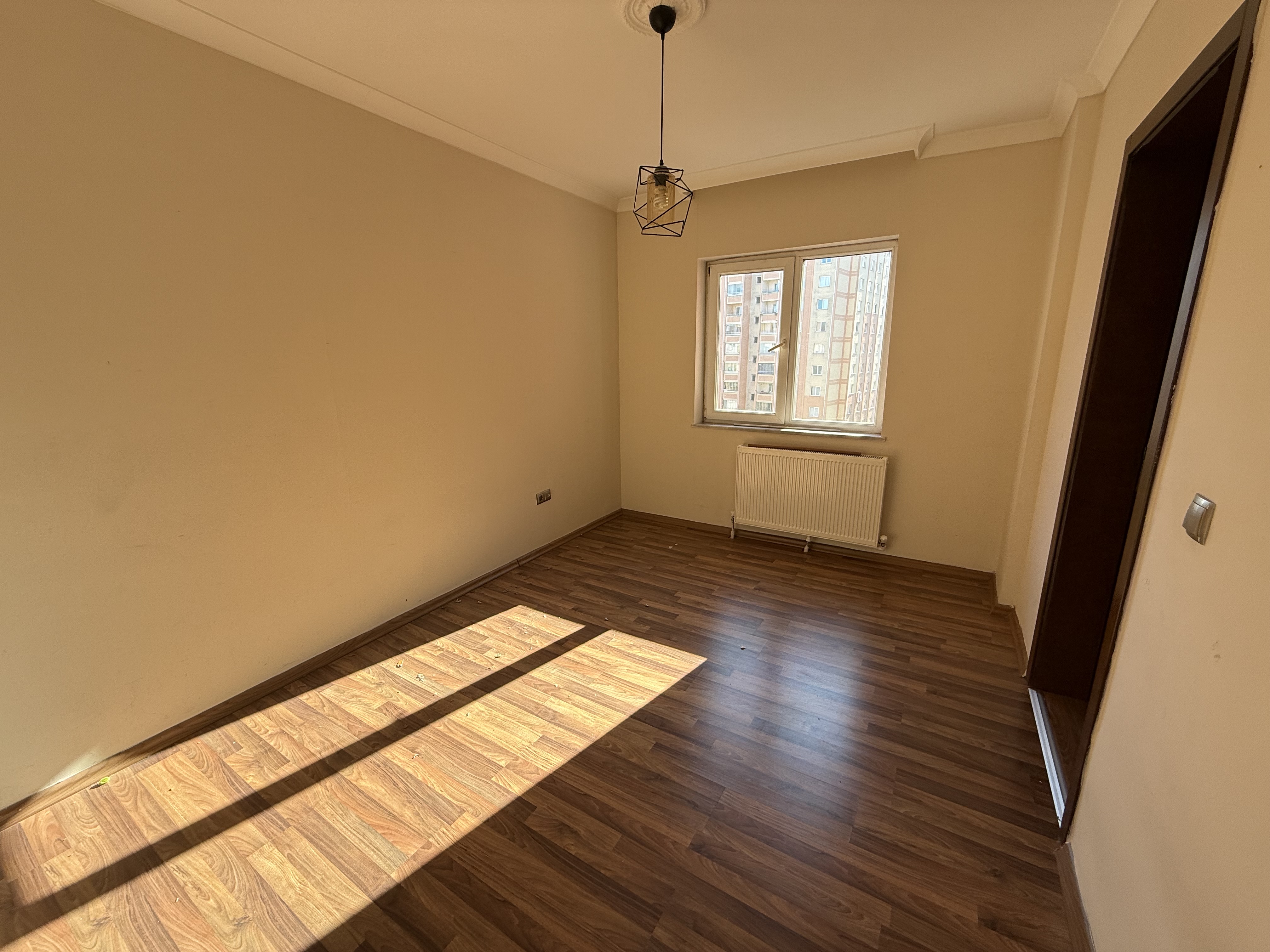 YILDIZLI TOKİ DE KİRALIK 3+1 DAİRE