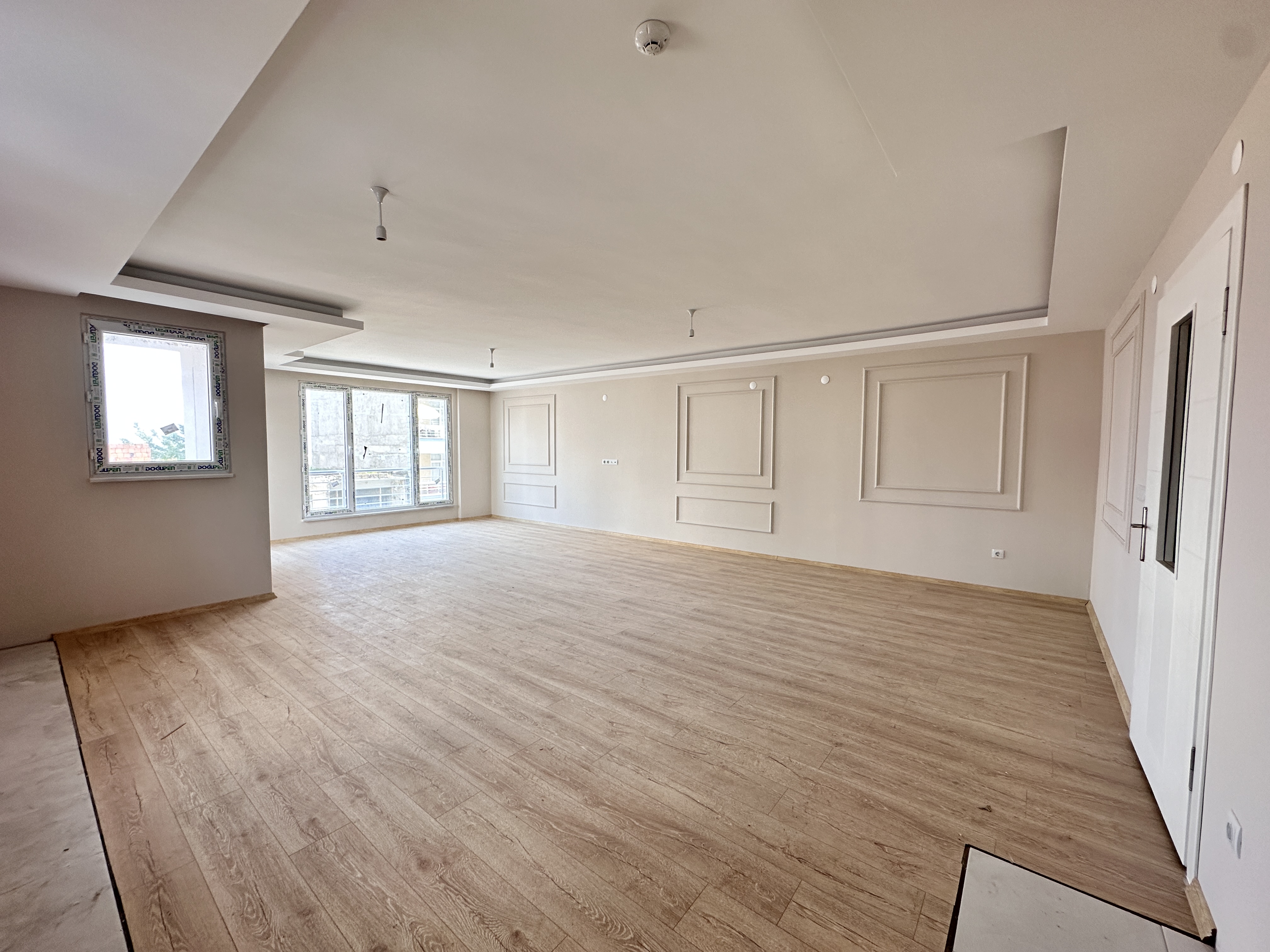 MABEL GAYRİMENKUL BAHÇELİEVLER MAH. CADDE ÜZERİNDE FIRSAT DAİRE