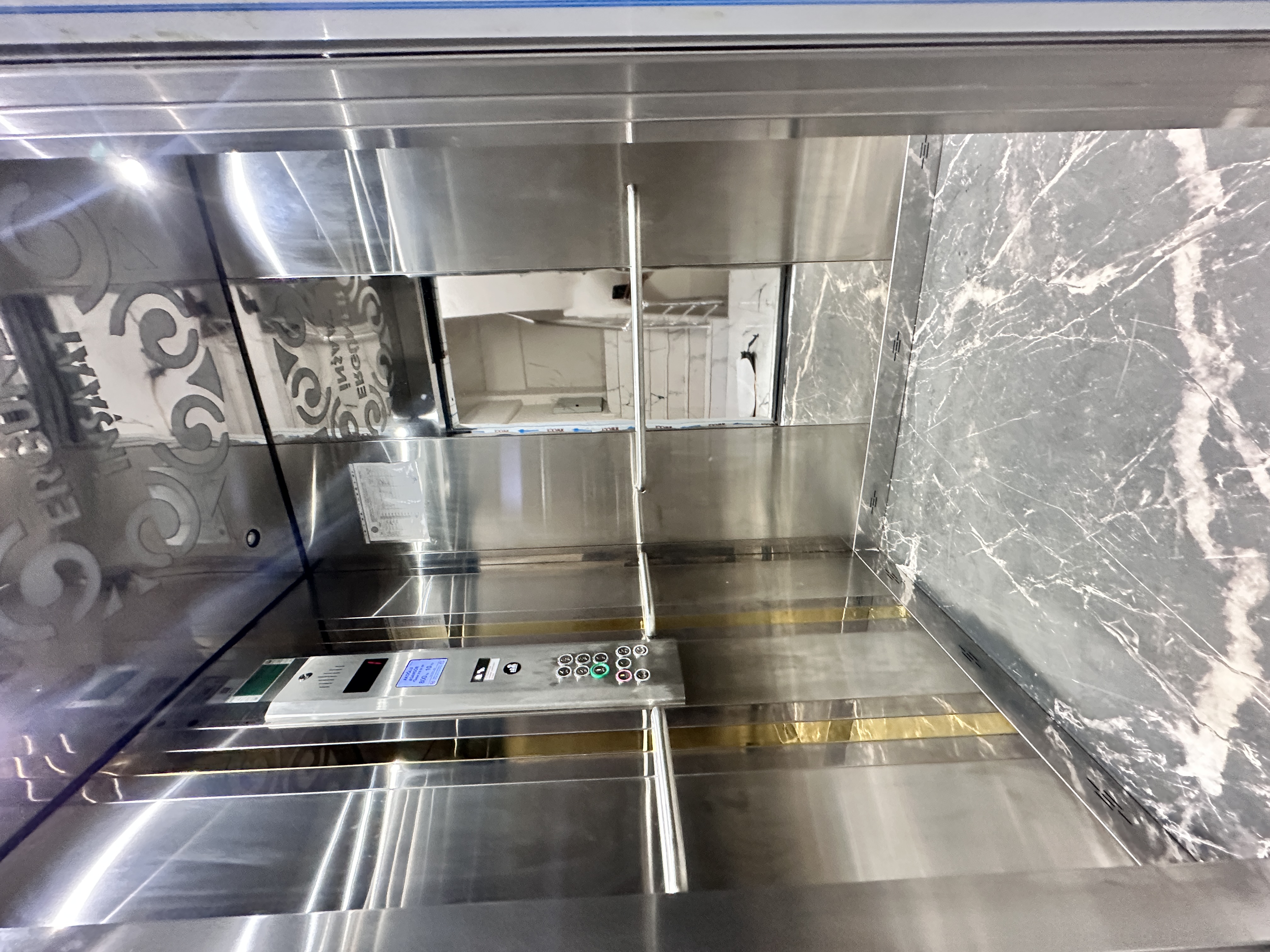 MABEL GAYRİMENKUL BAHÇELİEVLER MAH. CADDE ÜZERİNDE FIRSAT DAİRE