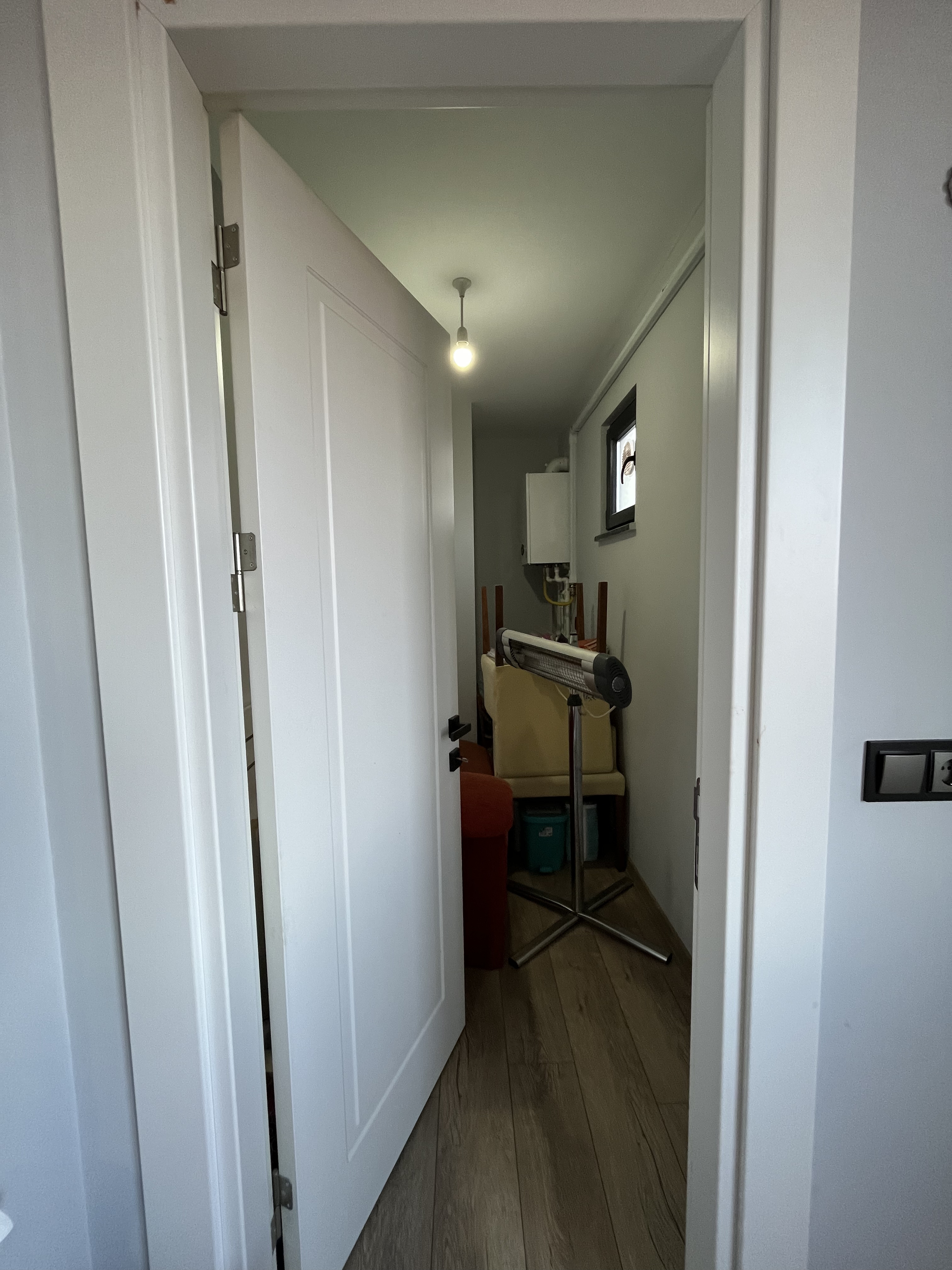 RESUL YAZAR İŞ MERKEZİ EŞYALI KİRALIK OFİS