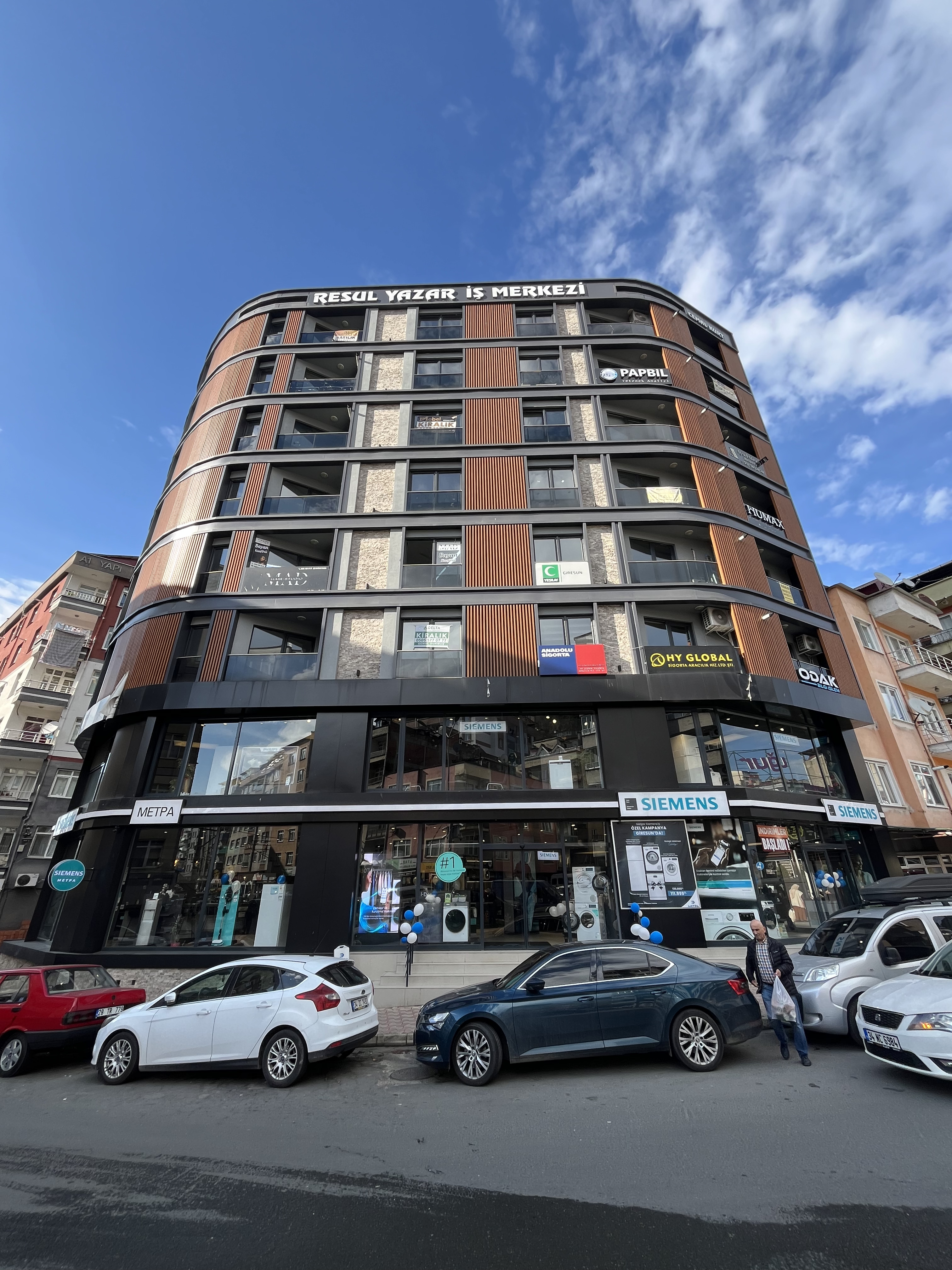 RESUL YAZAR İŞ MERKEZİ EŞYALI KİRALIK OFİS