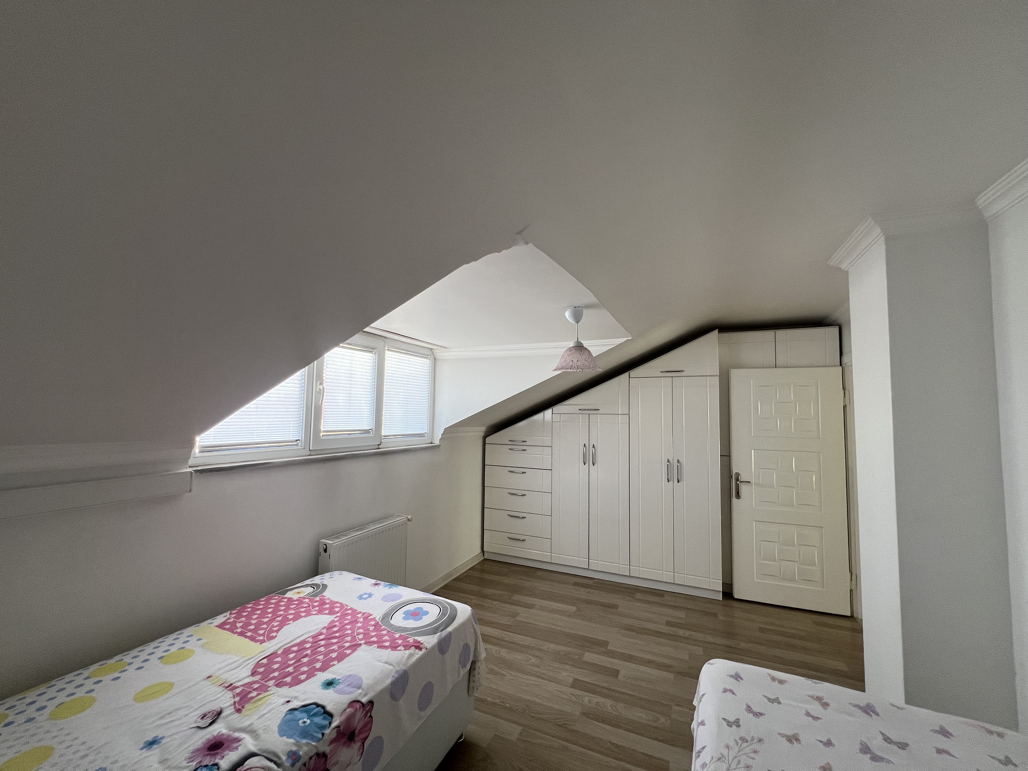 SÖĞÜTLÜDE SATILIK DUBLEX DAİRE