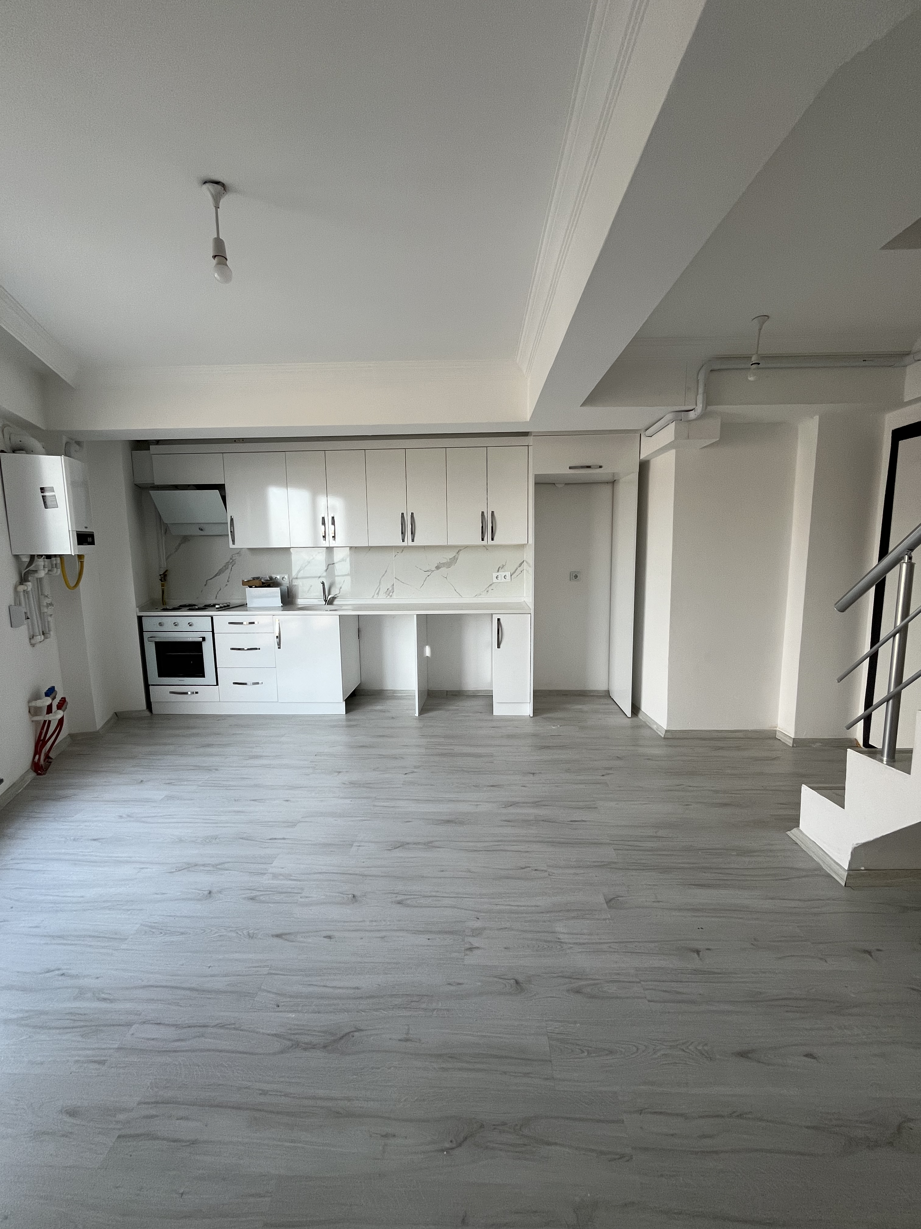 ALMAN ÇEŞMESİ KİRALIK 1+1