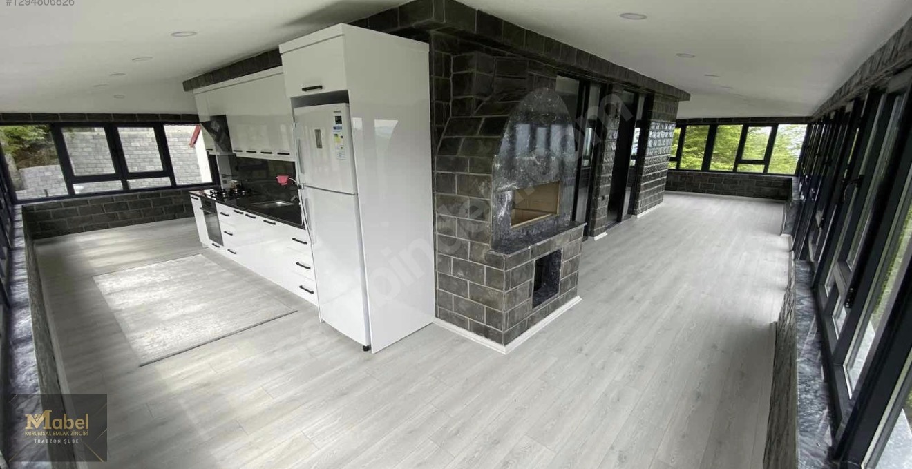 YOMRA KAYABAŞI SATILIK TİCARİ VİLLA