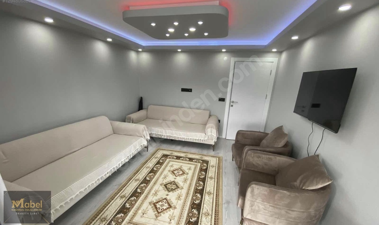 YOMRA KAYABAŞI SATILIK TİCARİ VİLLA