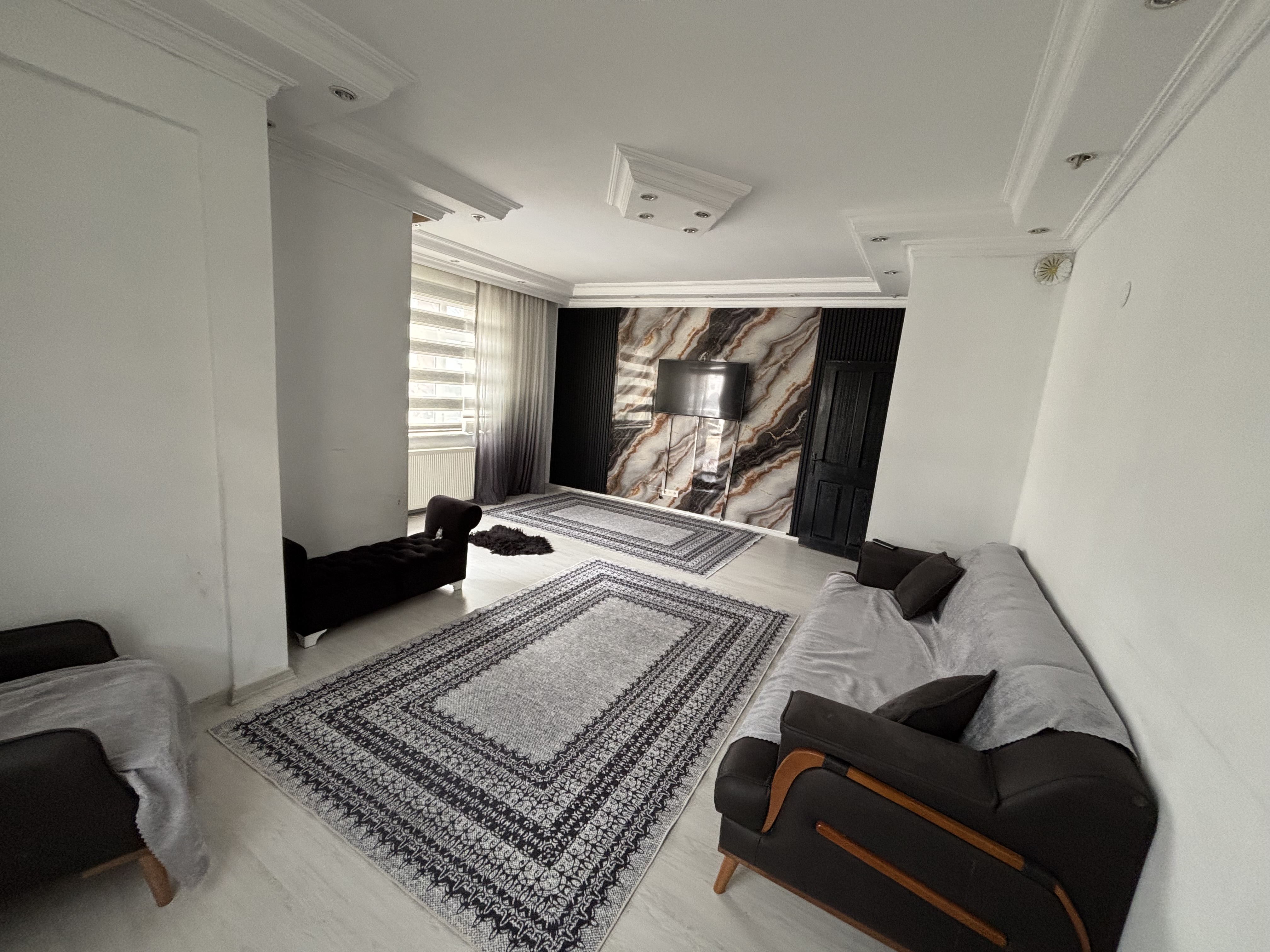 KARŞIYAKA 3+1 DAİRE