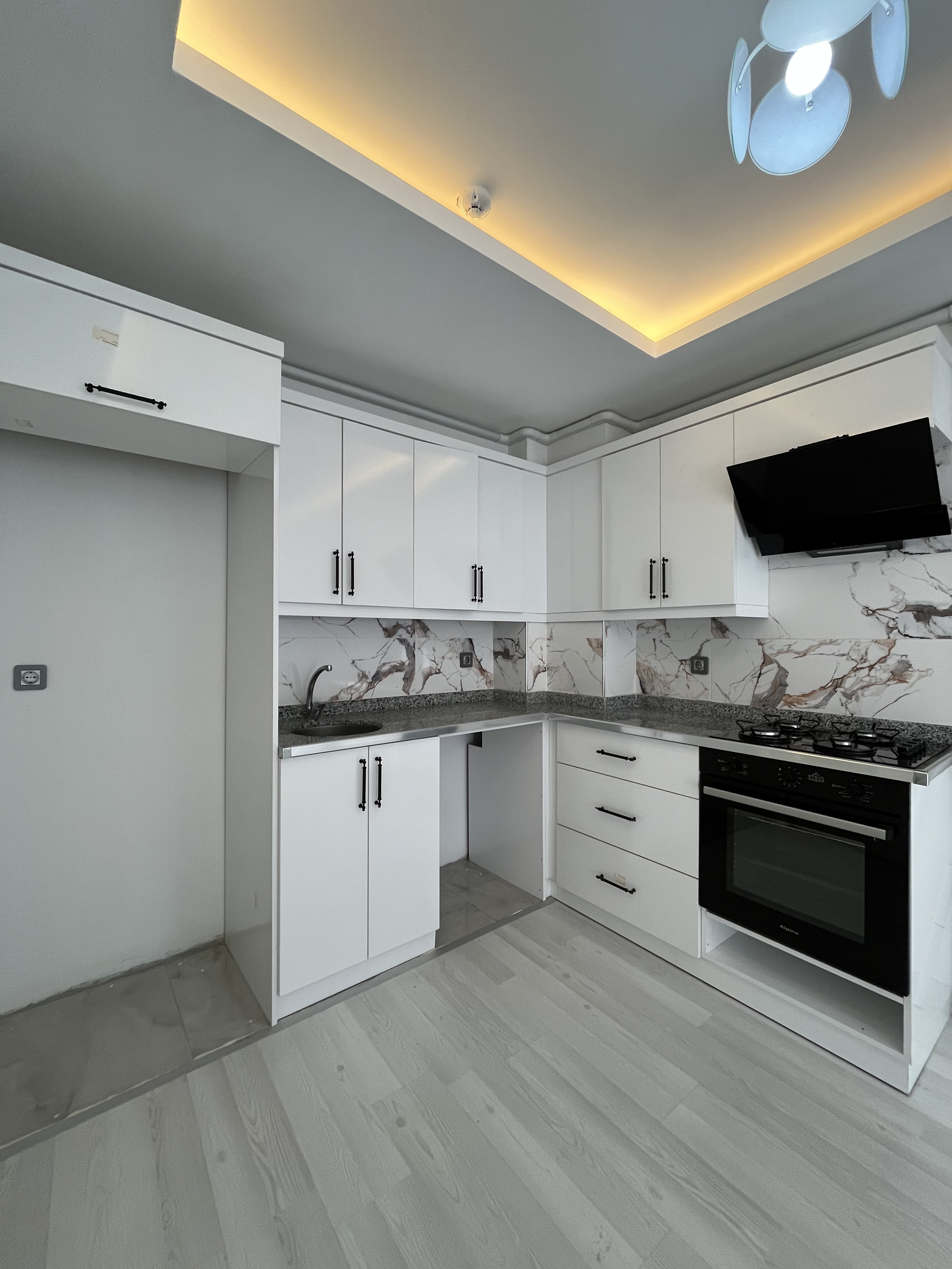 TEYYAREDÜZÜ MH. KİRALIK 1+1