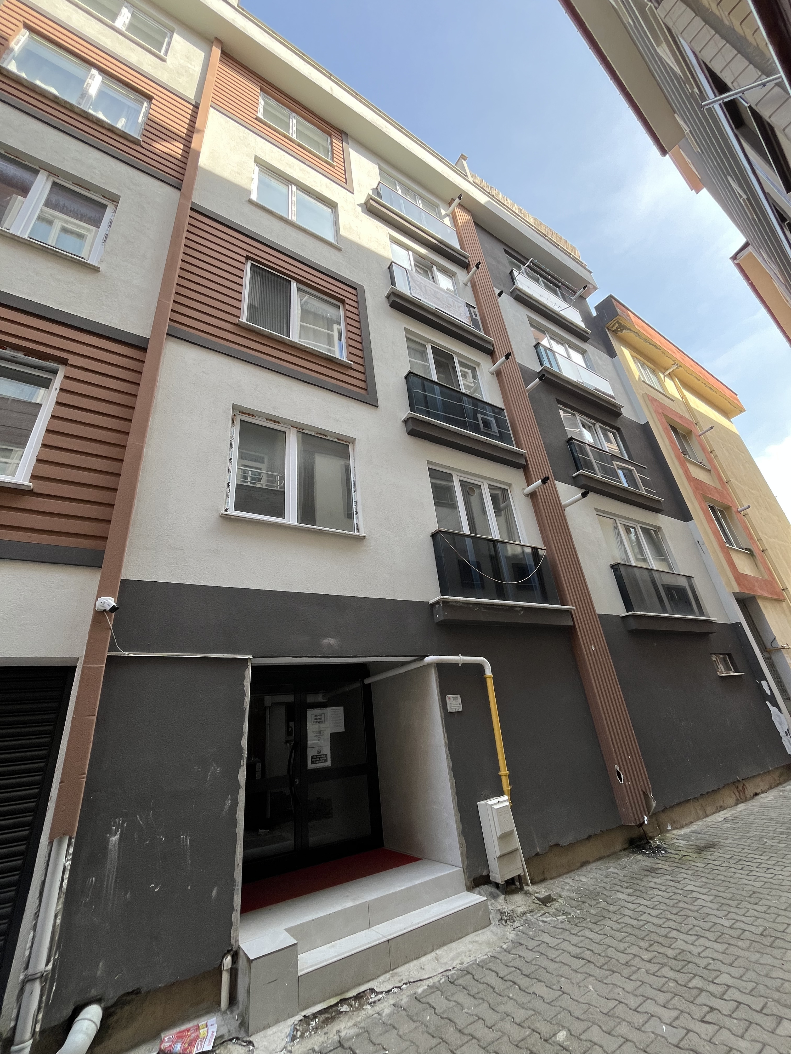 TEYYAREDÜZÜ MH. KİRALIK 1+1