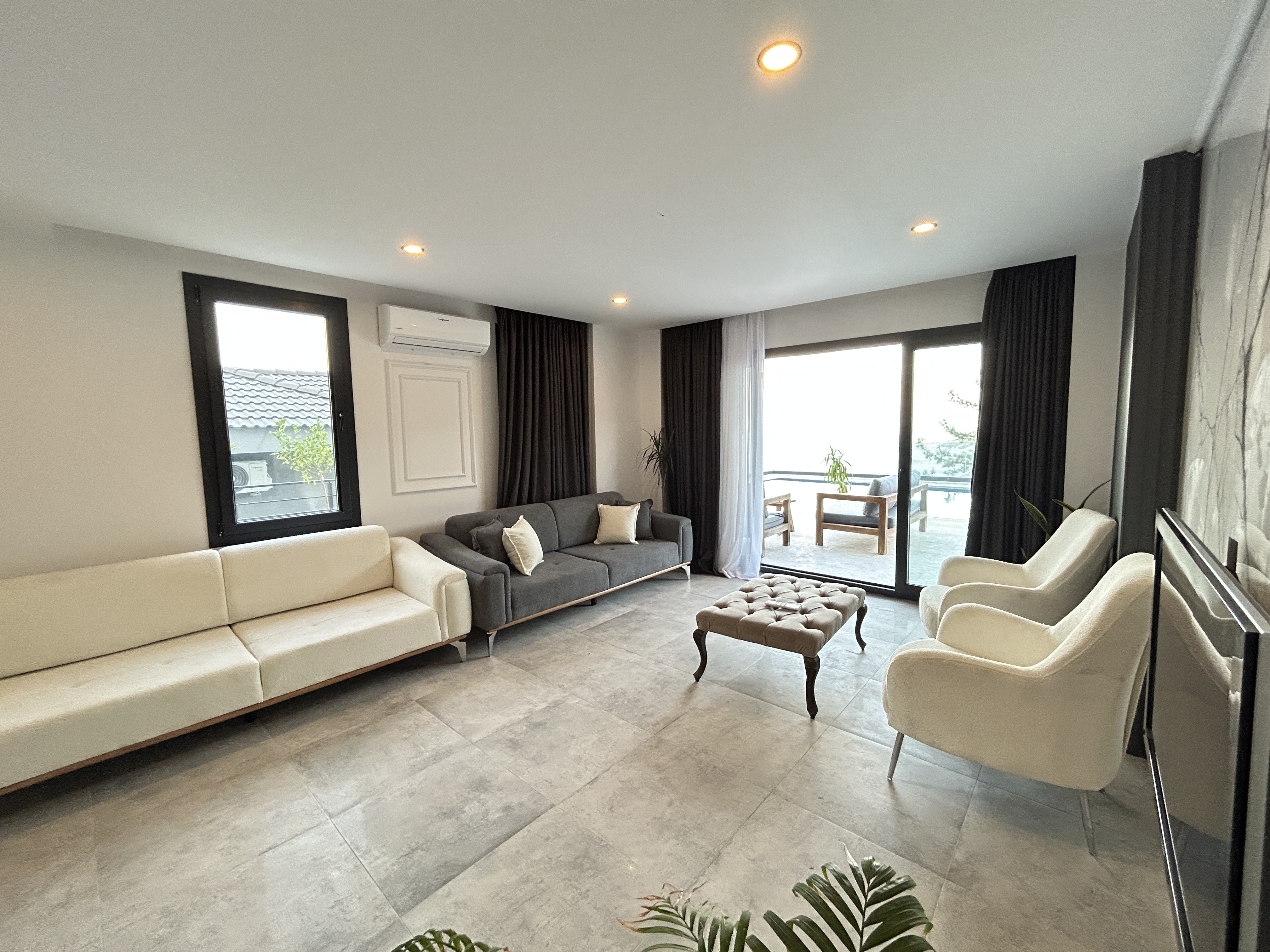 MARMARİS SÖĞÜTTE SONSUZLUK HAVUZ DENİZ MANZARALI SIFIR 4+1 VİLLA