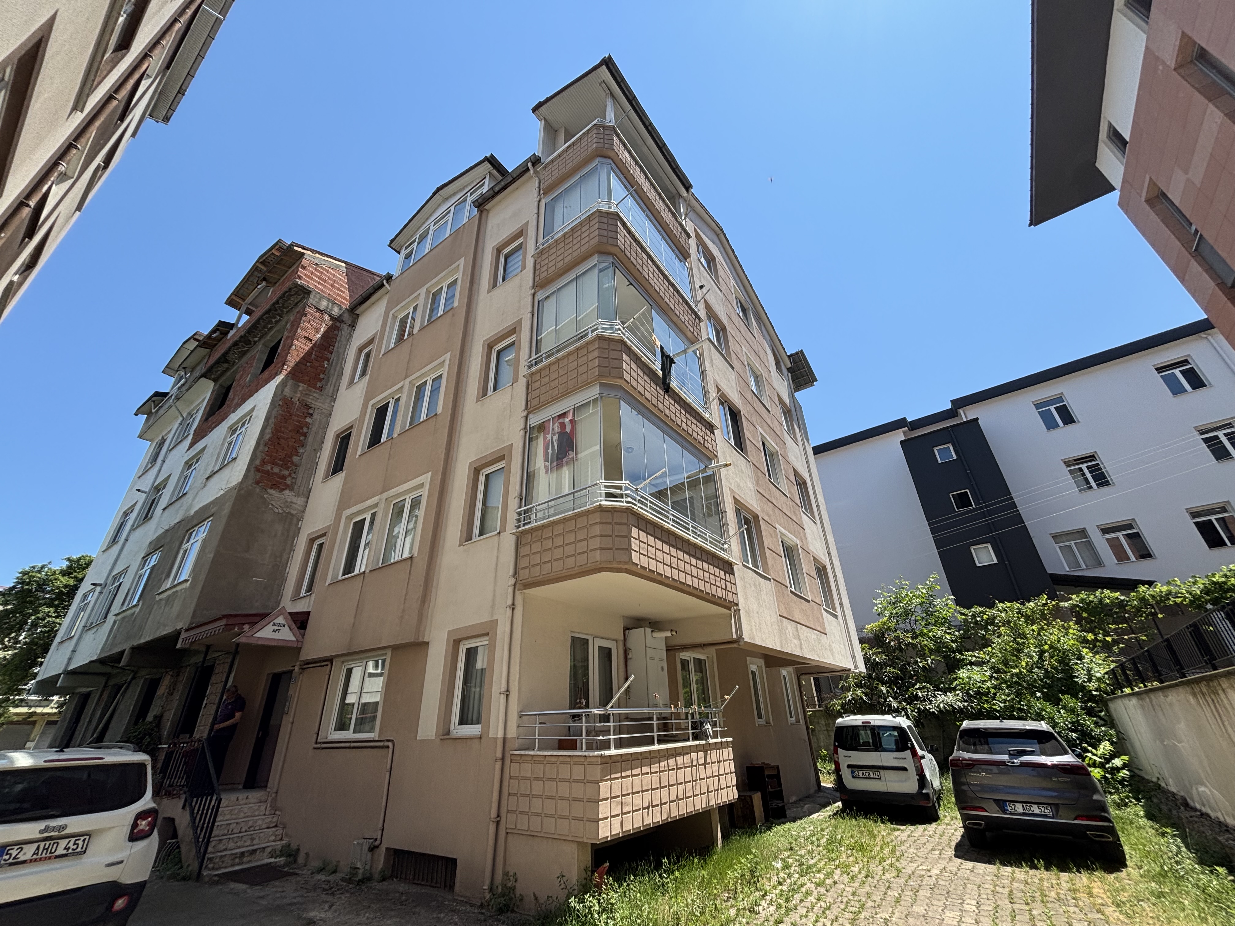 AKYAZI MAH. 3+1 İŞKURUN ARKASI