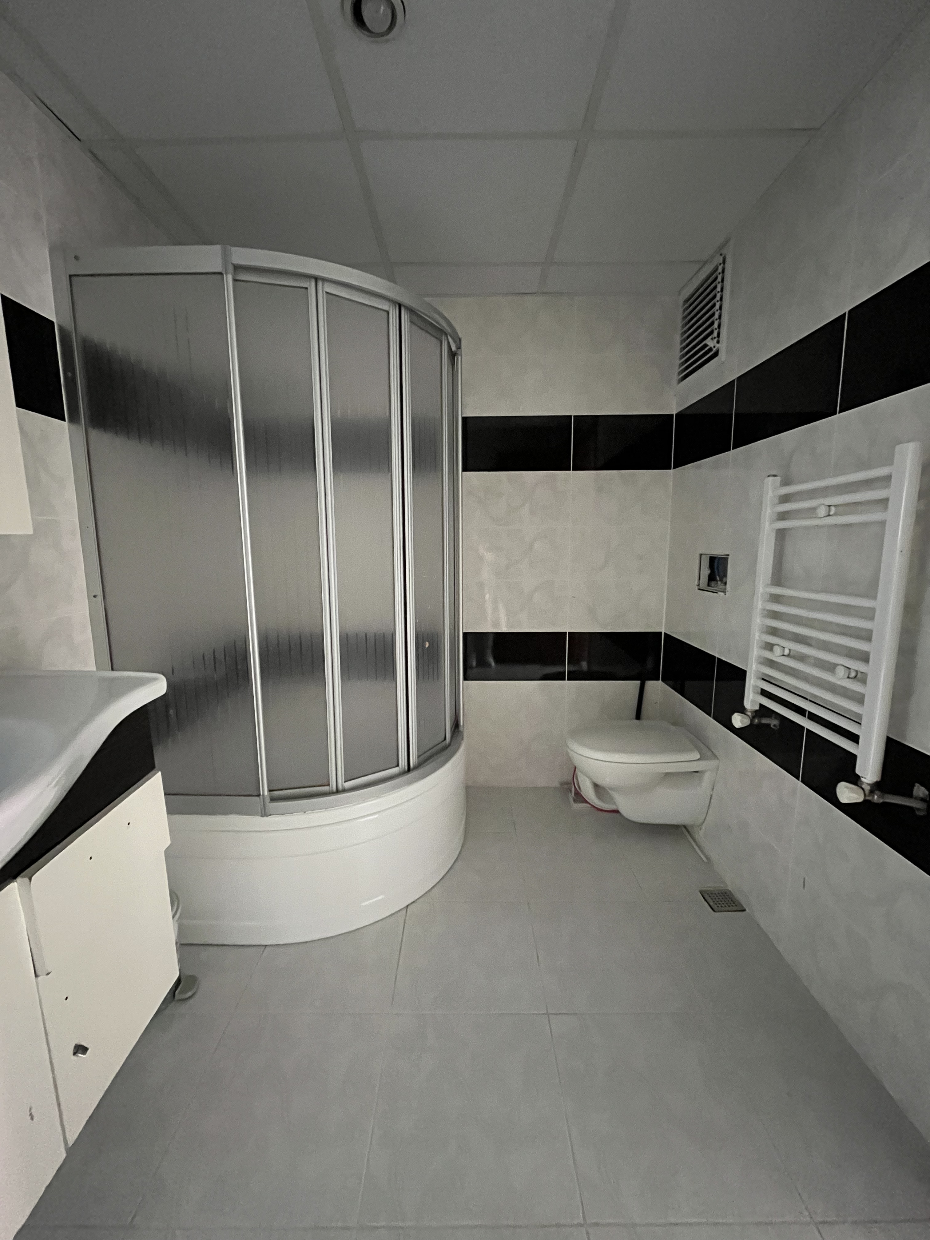 GEDİKKAYA MH. FLORYA EVLERİ KİRALIK 3+1