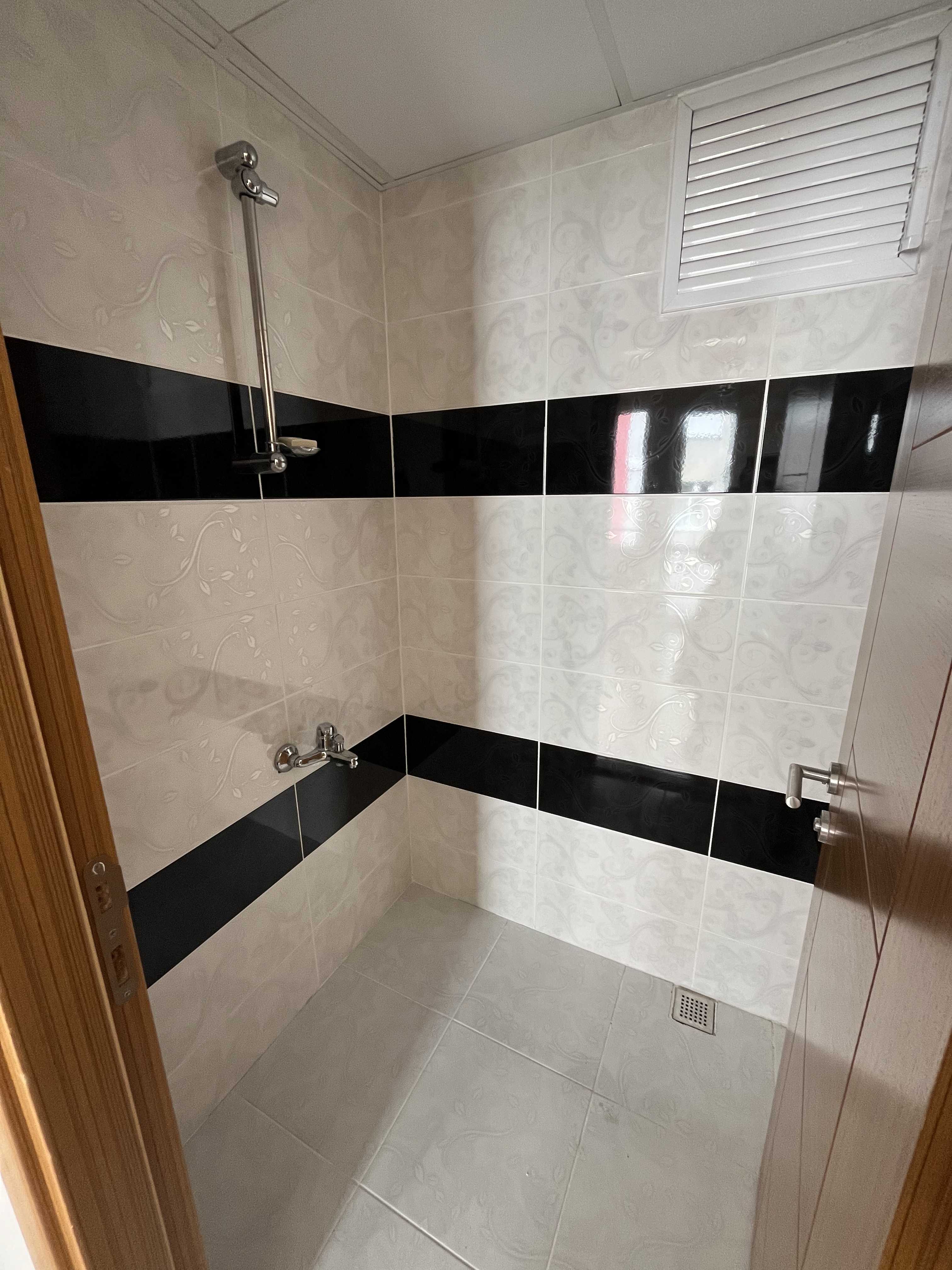 GEDİKKAYA MH. FLORYA EVLERİ KİRALIK 3+1