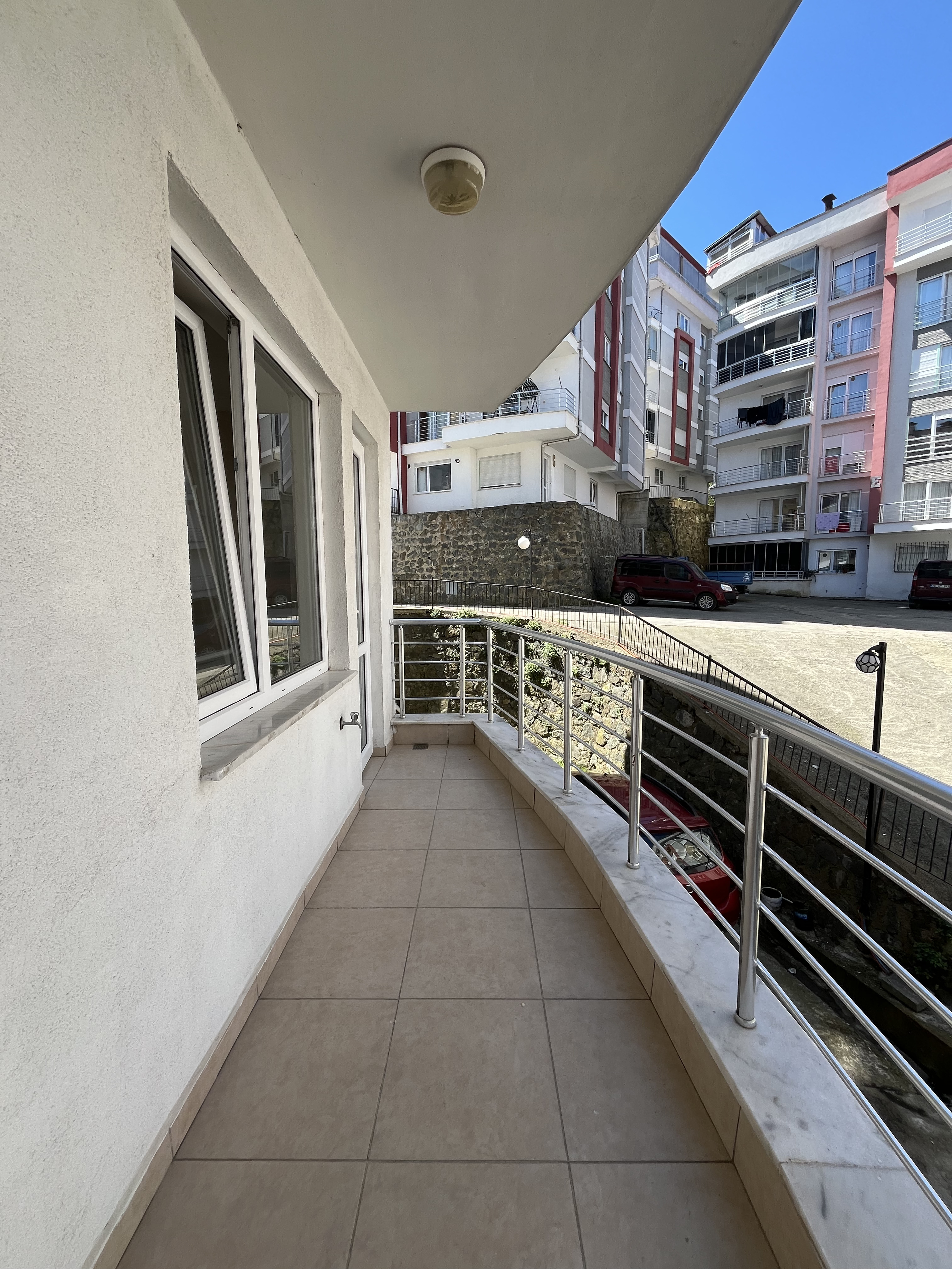 GEDİKKAYA MH. FLORYA EVLERİ KİRALIK 3+1