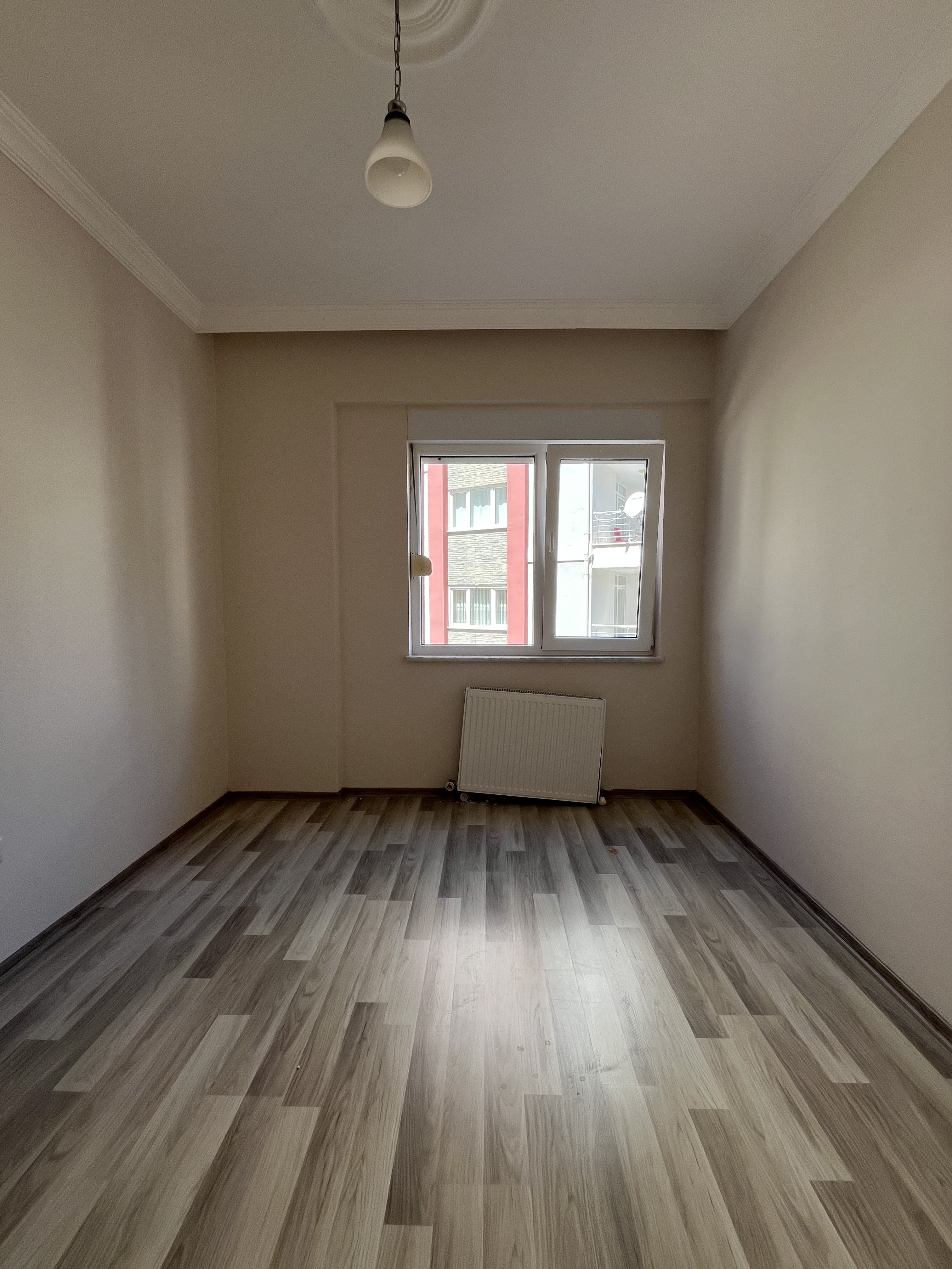 GEDİKKAYA MH. FLORYA EVLERİ KİRALIK 3+1