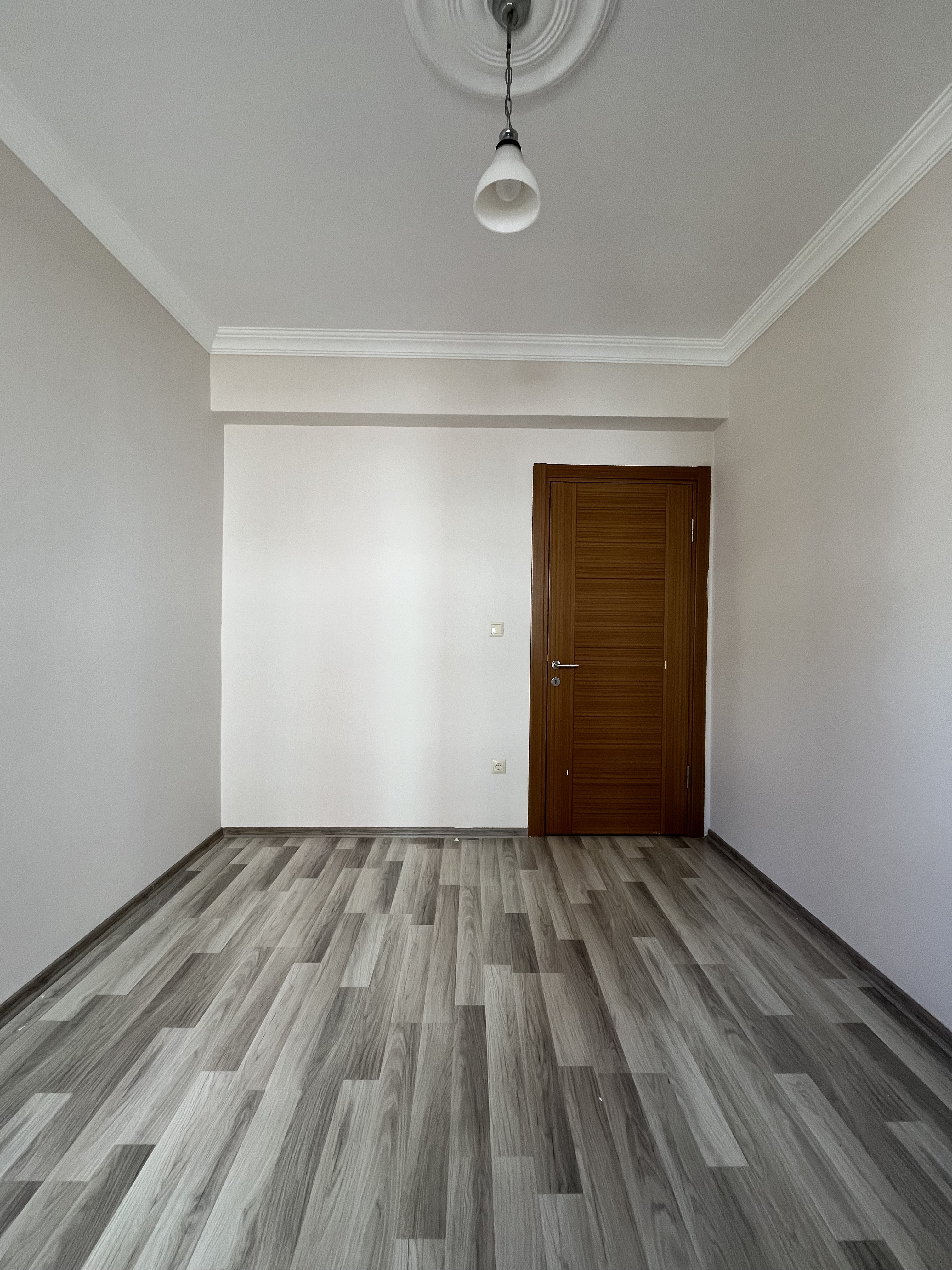 GEDİKKAYA MH. FLORYA EVLERİ KİRALIK 3+1