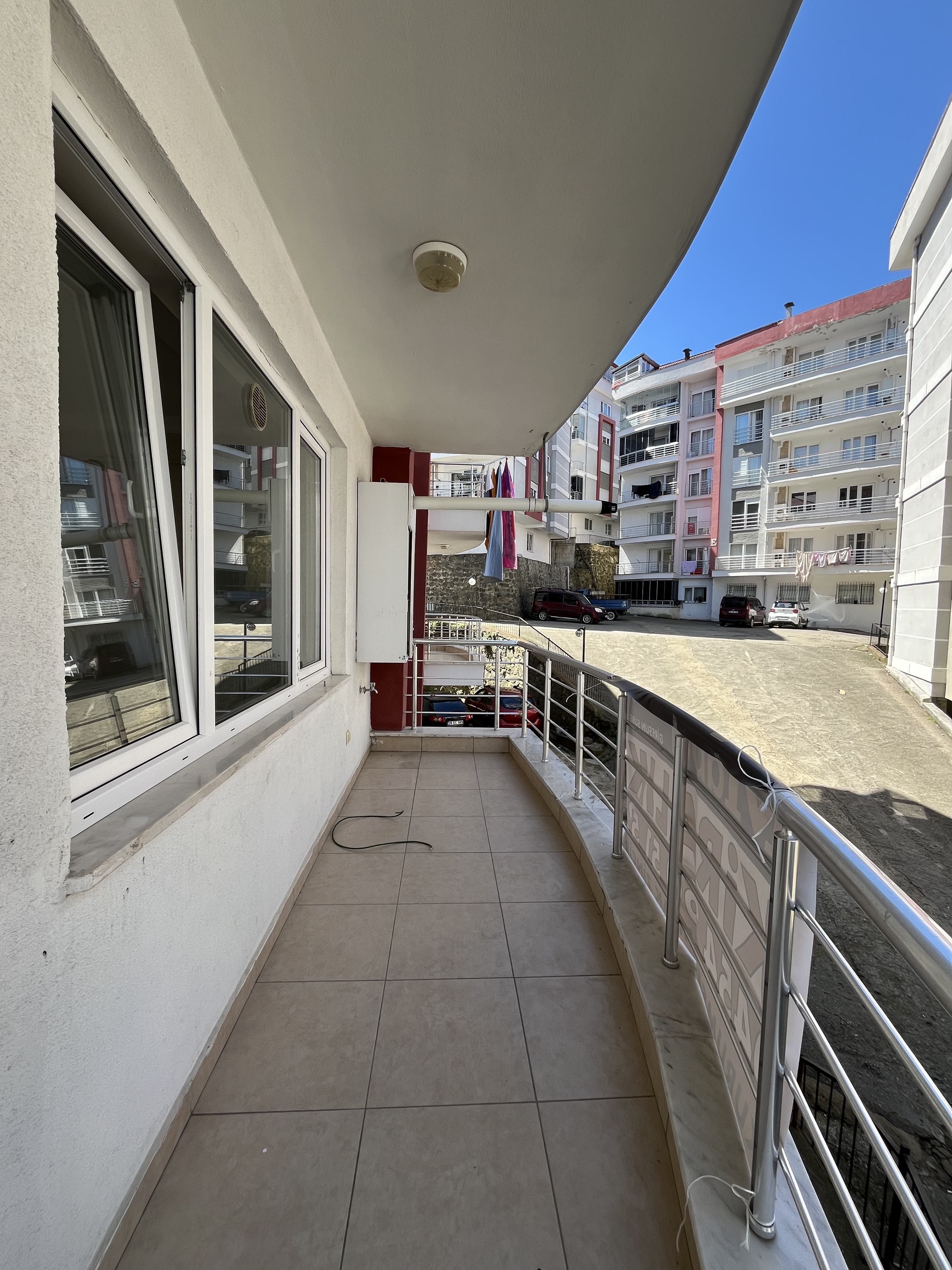 GEDİKKAYA MH. FLORYA EVLERİ KİRALIK 3+1