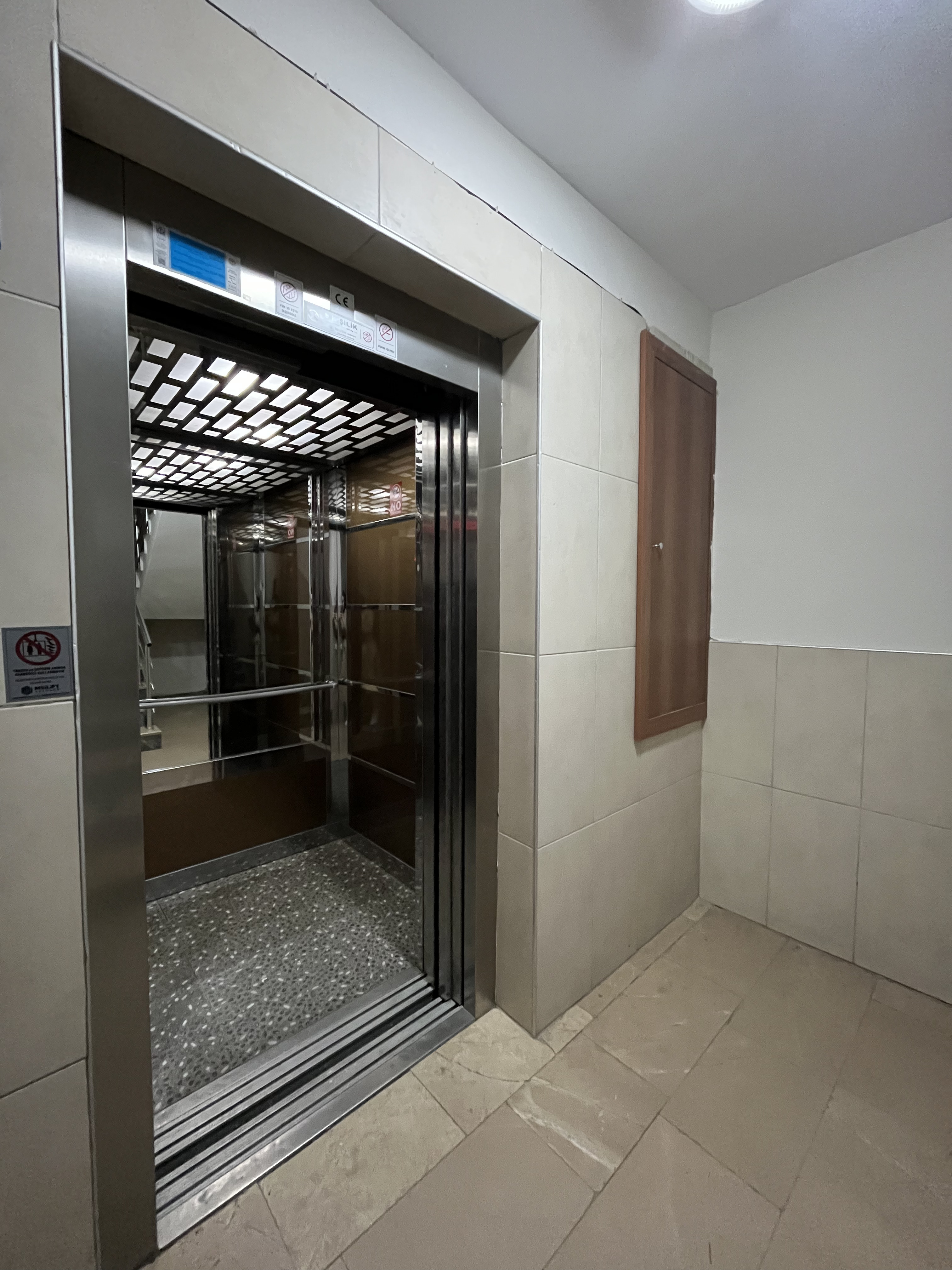 GEDİKKAYA MH. FLORYA EVLERİ KİRALIK 3+1