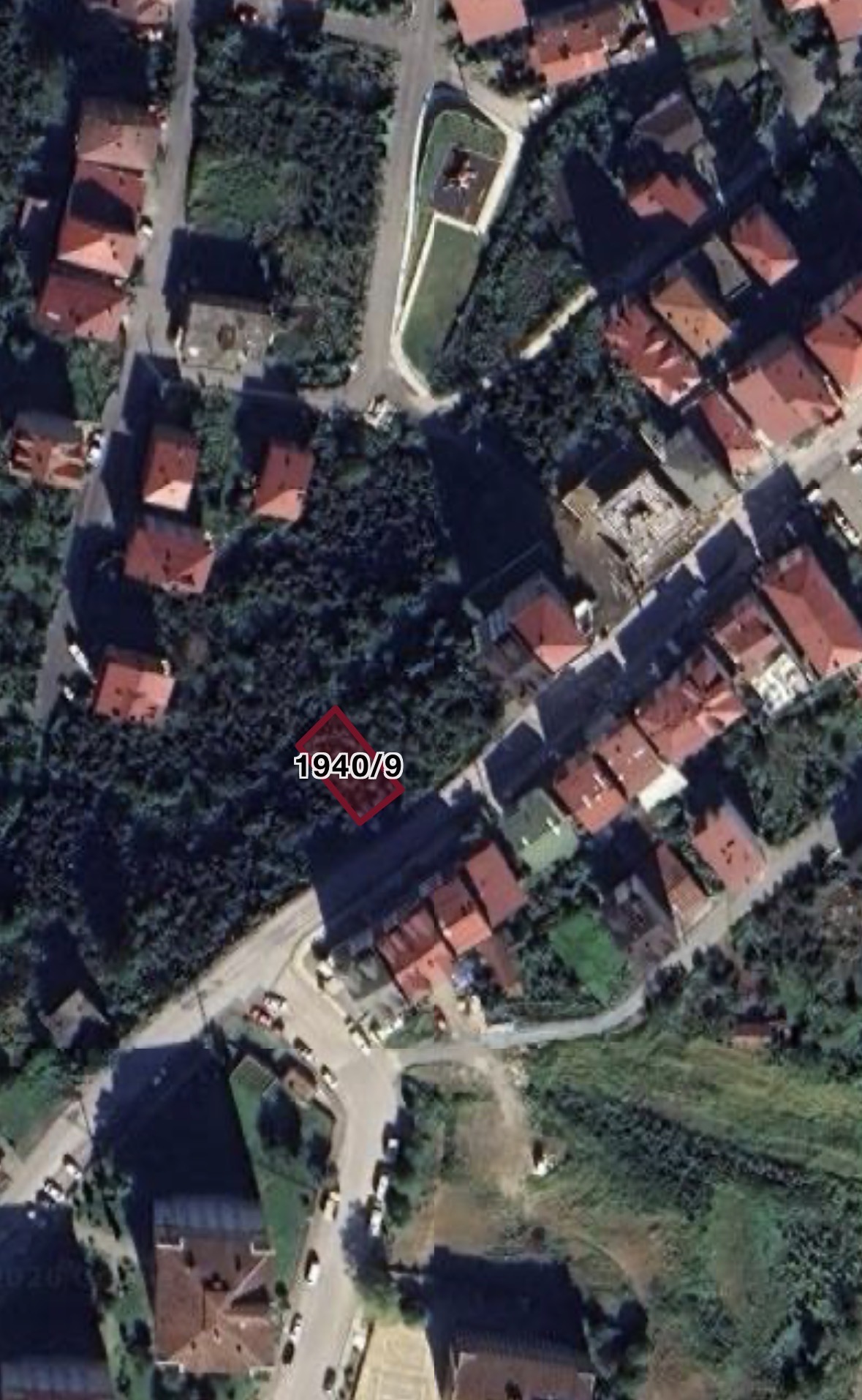 KARACAÖMER KAT KARŞILIĞINA 226 M2 ARSA