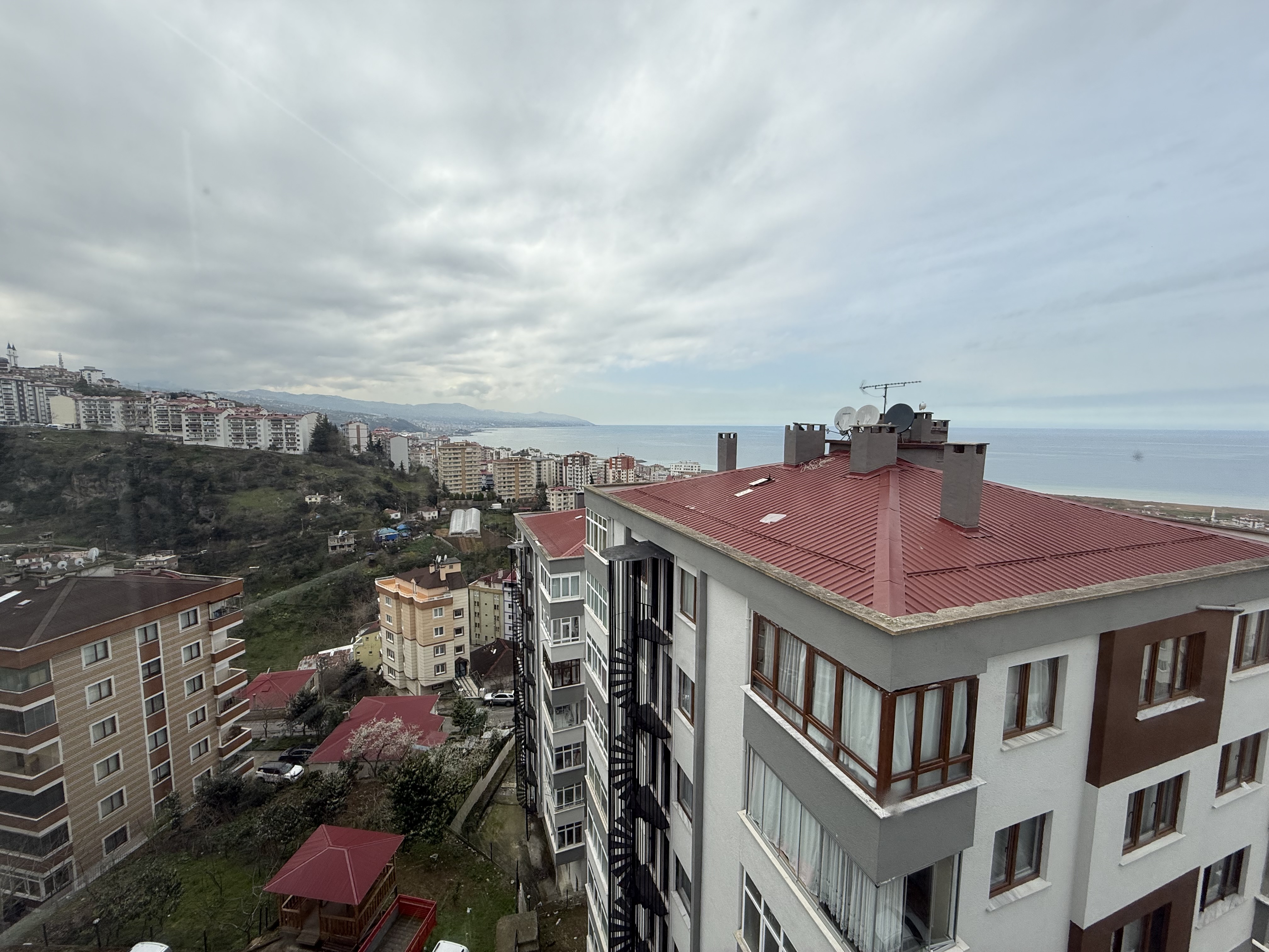 AYDINLIKEVLER‘DE SATILIK 3 + 1 DAİRE