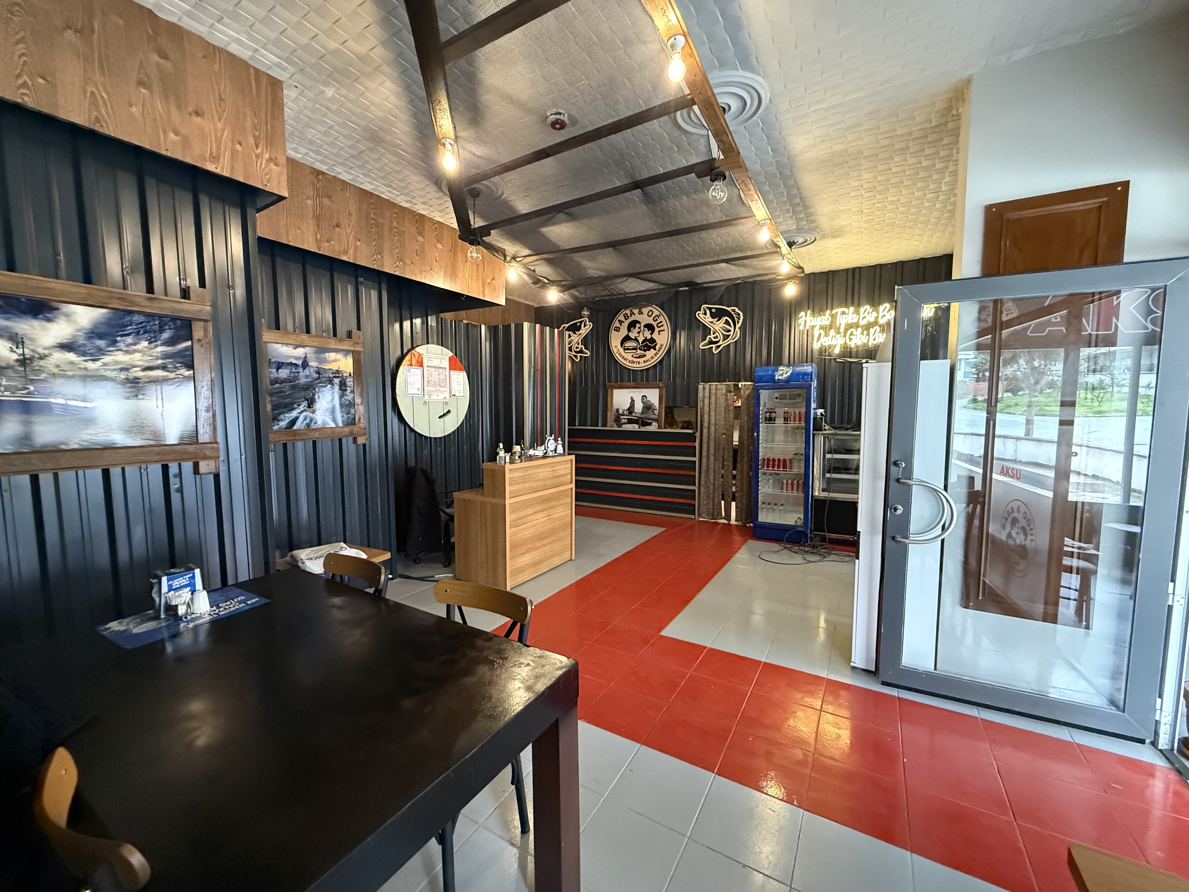 MABEL’DEN YILDIZLI DA KÖFTE BALIK LOKANTA