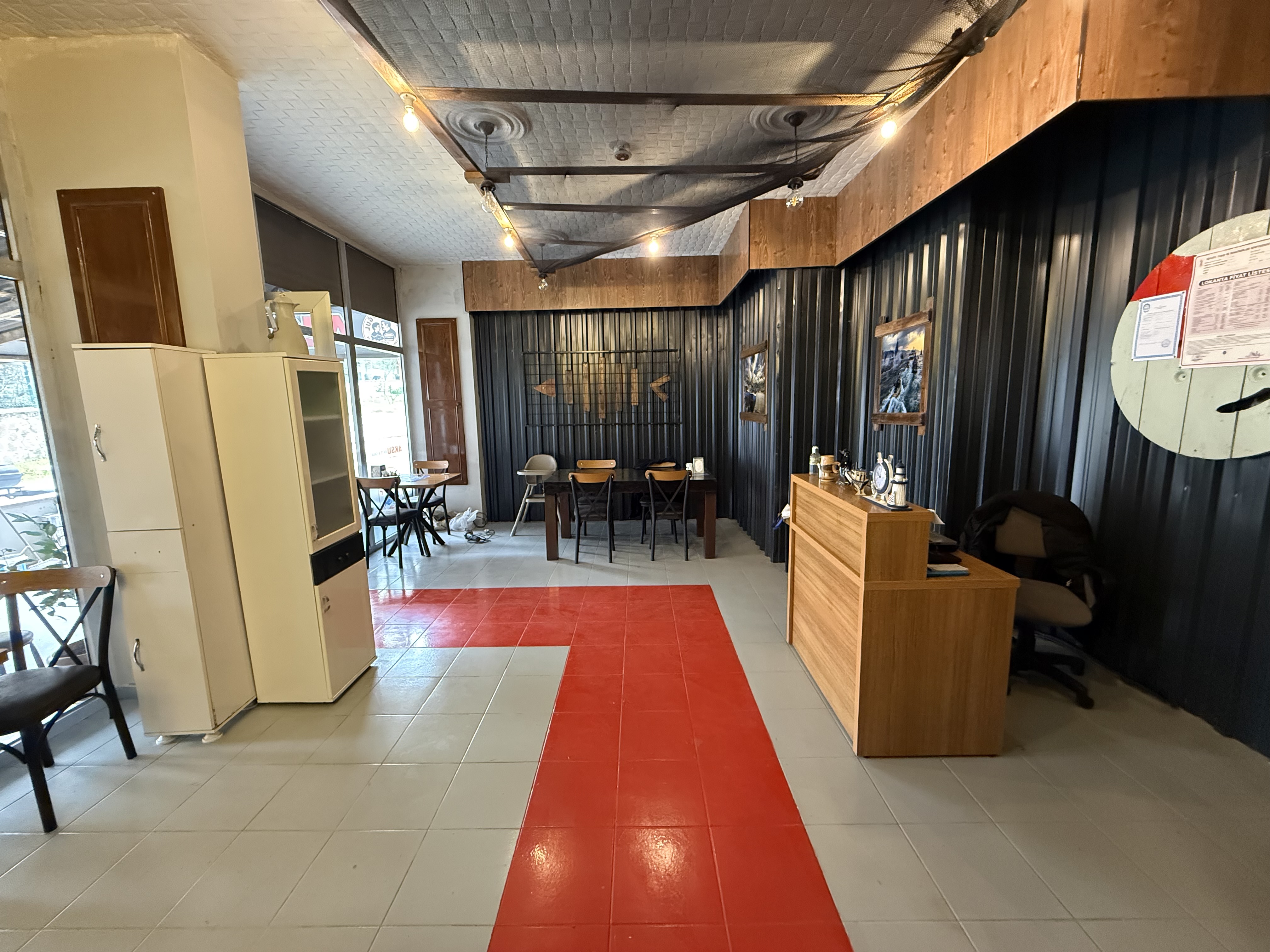 MABEL’DEN YILDIZLI DA KÖFTE BALIK LOKANTA