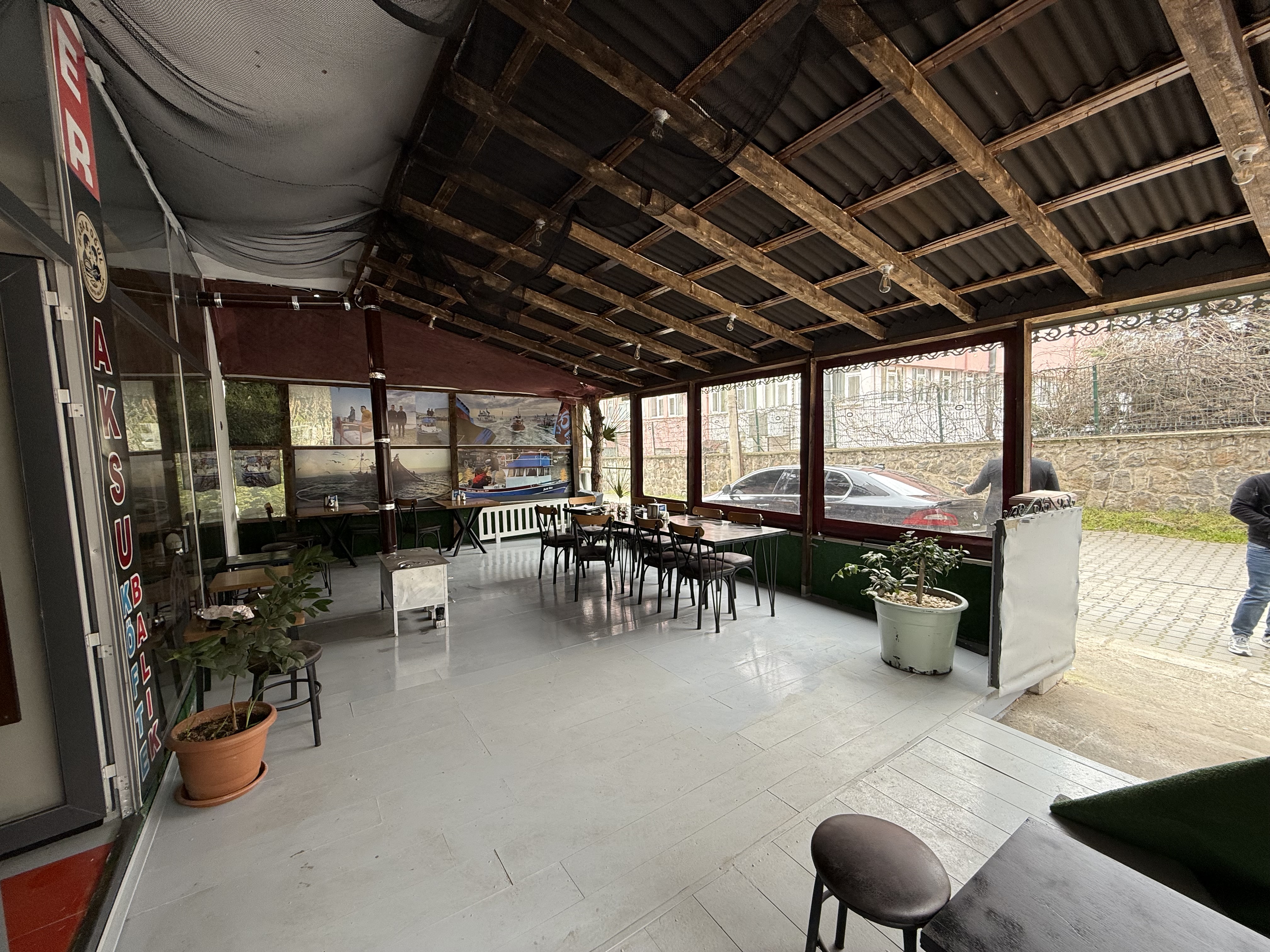 MABEL’DEN YILDIZLI DA KÖFTE BALIK LOKANTA