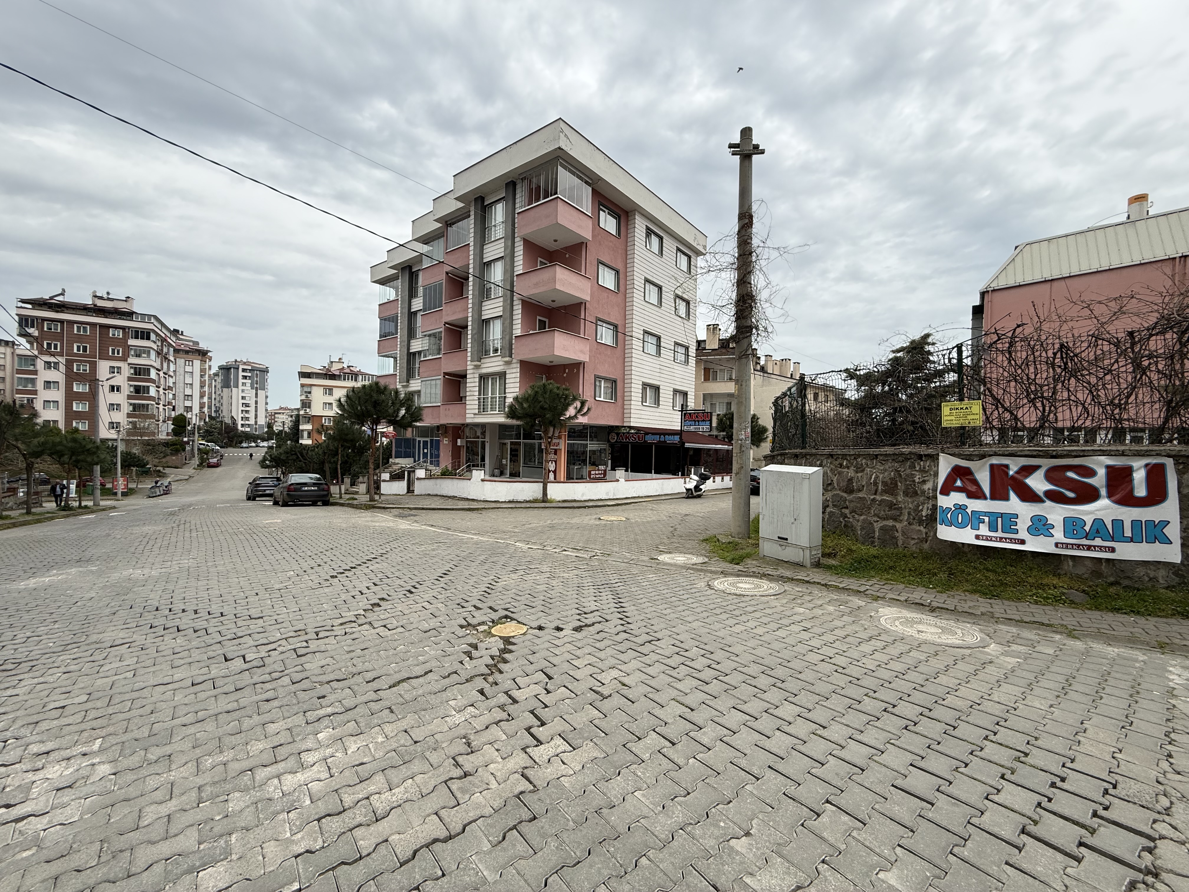 MABEL’DEN YILDIZLI DA KÖFTE BALIK LOKANTA