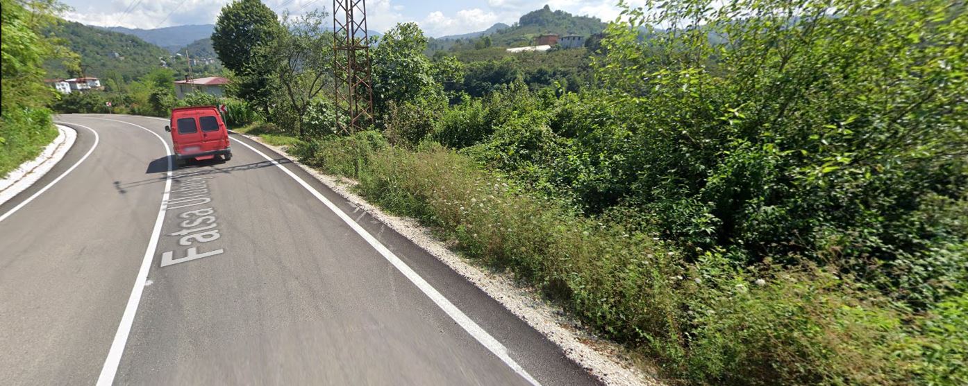 FATSA KAVRAZ MAH. ILICA YOLU ÜZERİ 1690 m2 F. BAHÇESİ