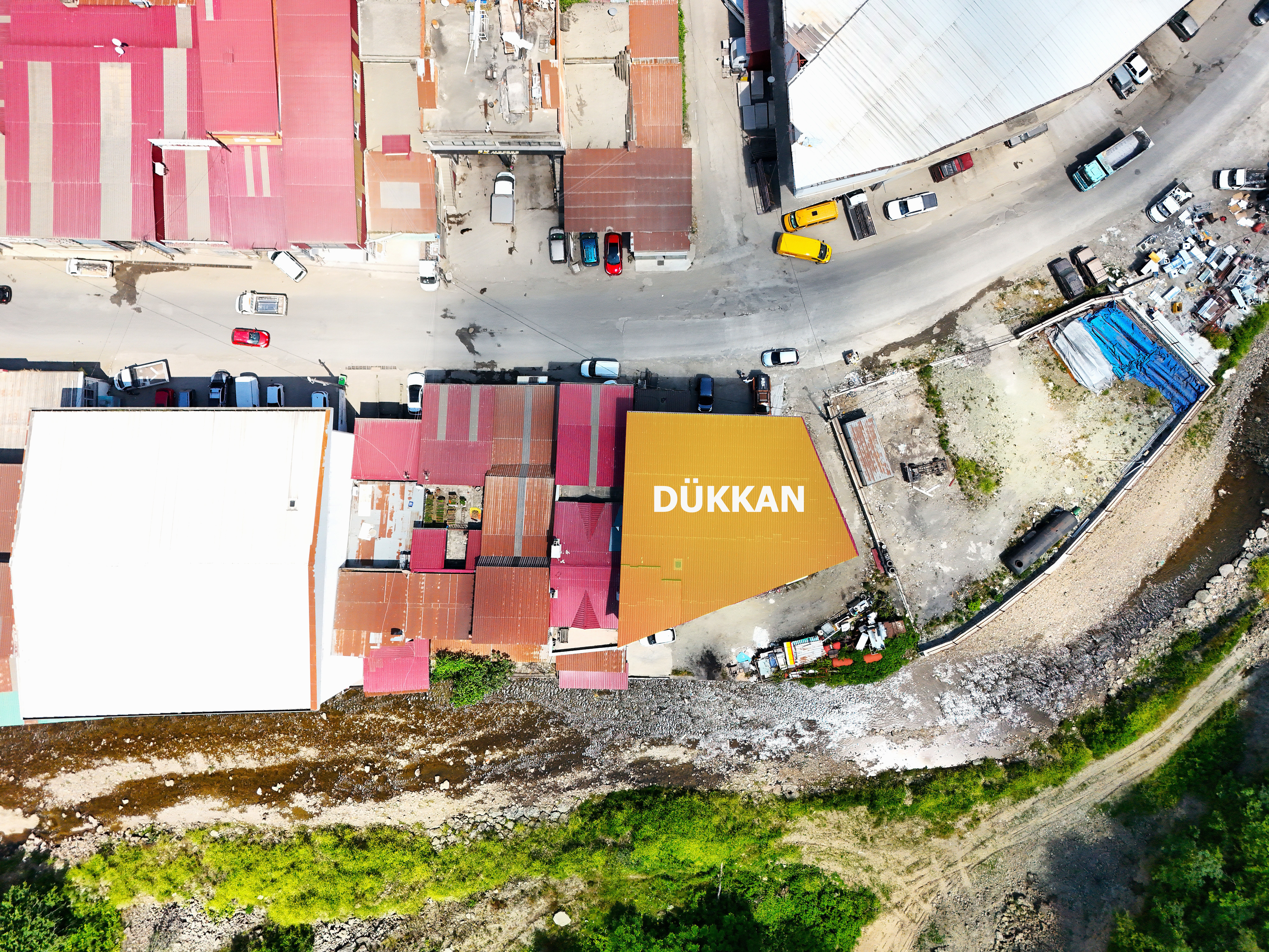 MABEL'DEN GENİŞ KULLANIM ALANLI ASMA KATLI SATILIK DÜKKAN