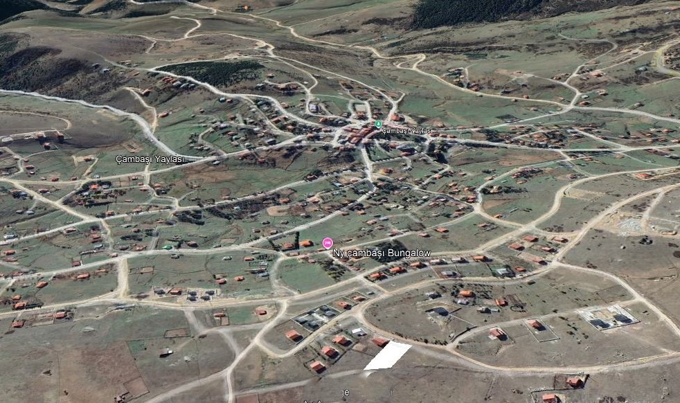 ÇAMBAŞI YAYLASINDA SATILIK ARSA