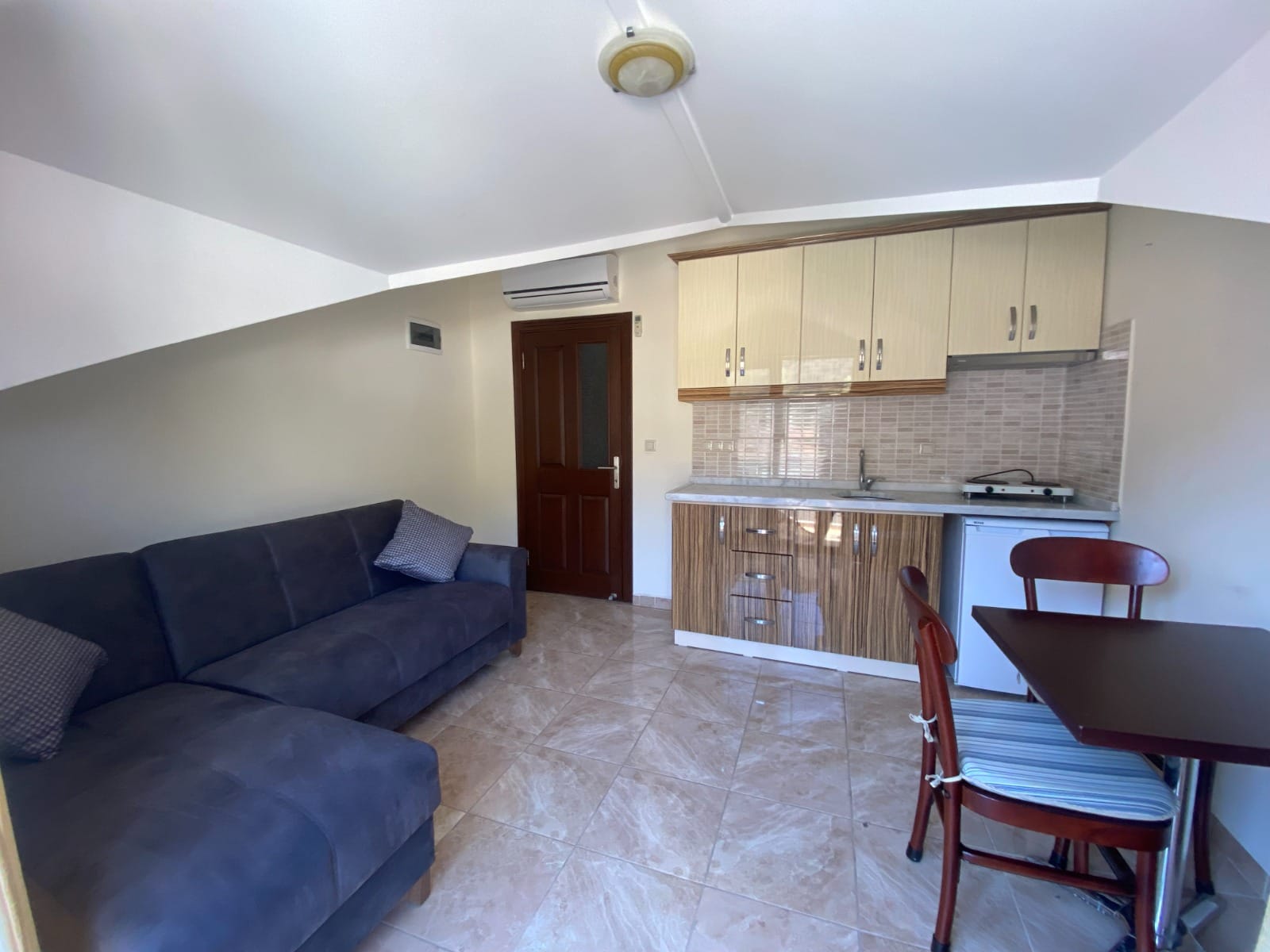 MABELDEN İÇMELERDE KİRALIK ÇATI KATI 108