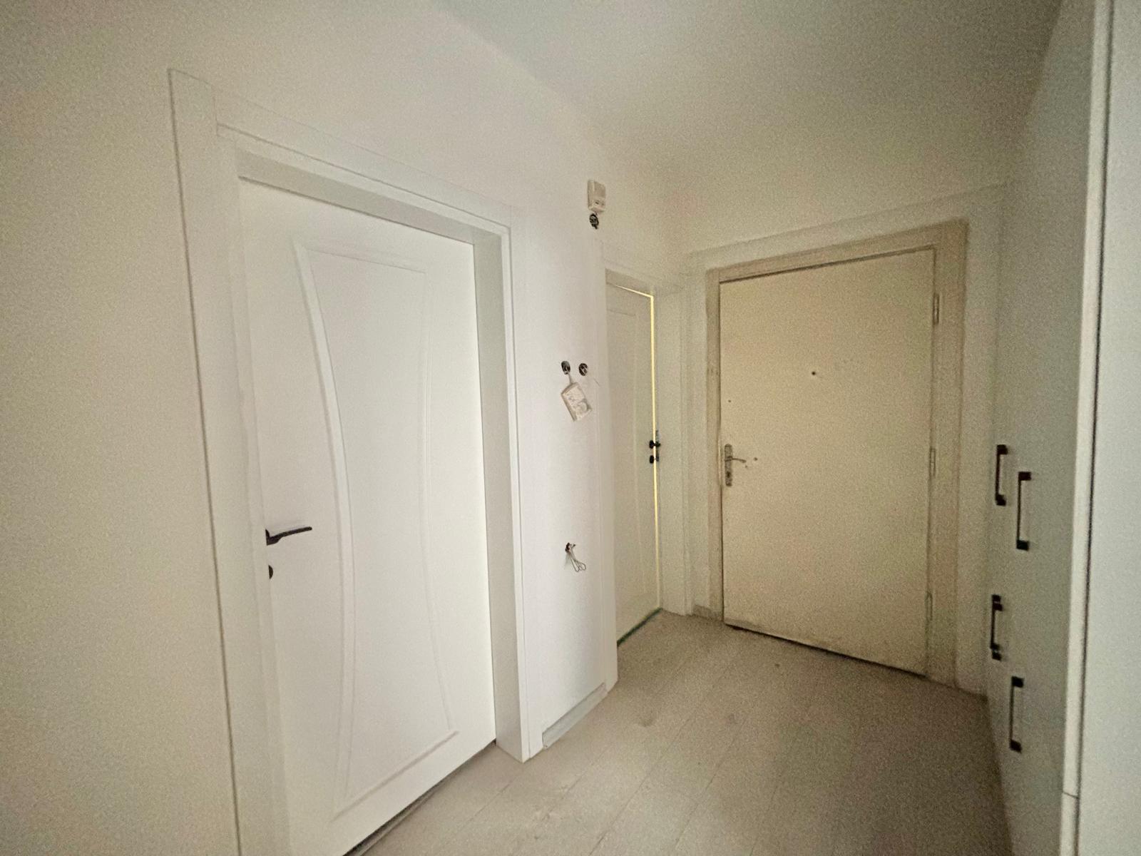 ŞARKİYE SATILIK-OFİS YAN SOKAĞI