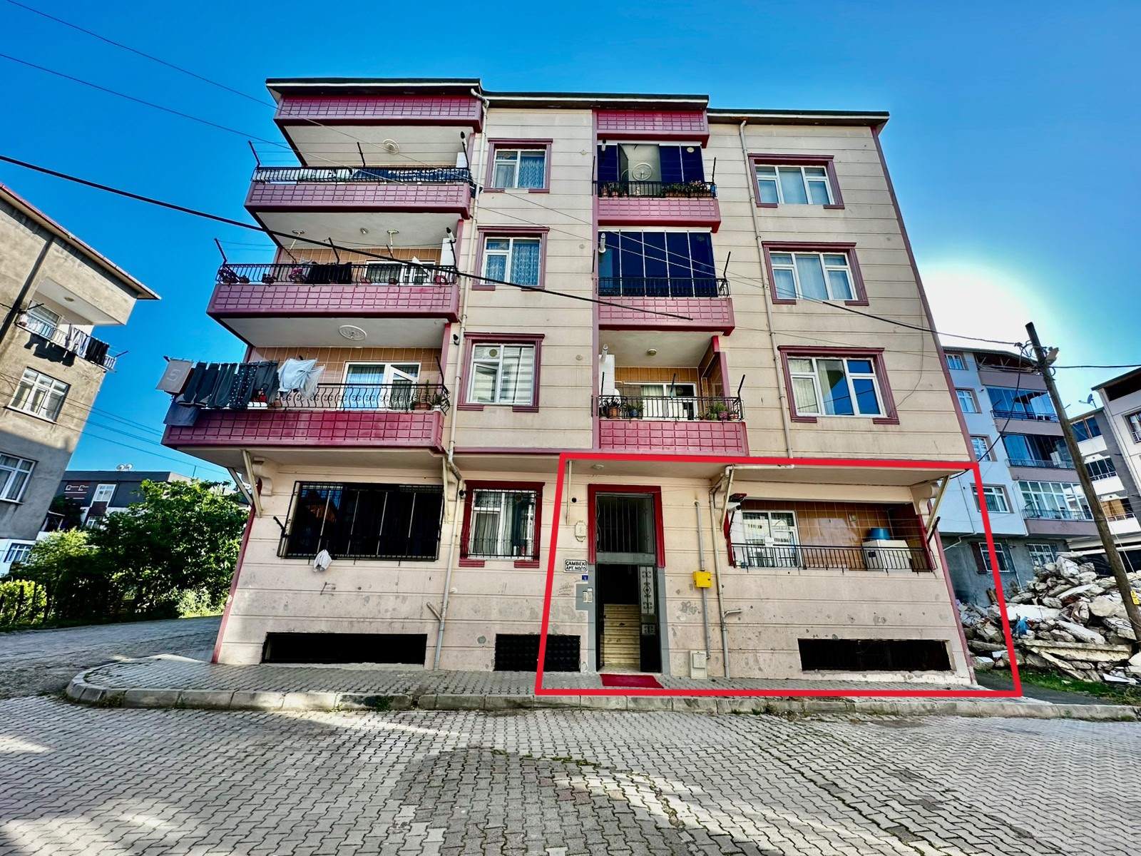 SARAÇLI MAH. ANAYOLA 2 DK YÜRÜME MESAFESİ 2+1 95 M2 FIRSAT DAİRE