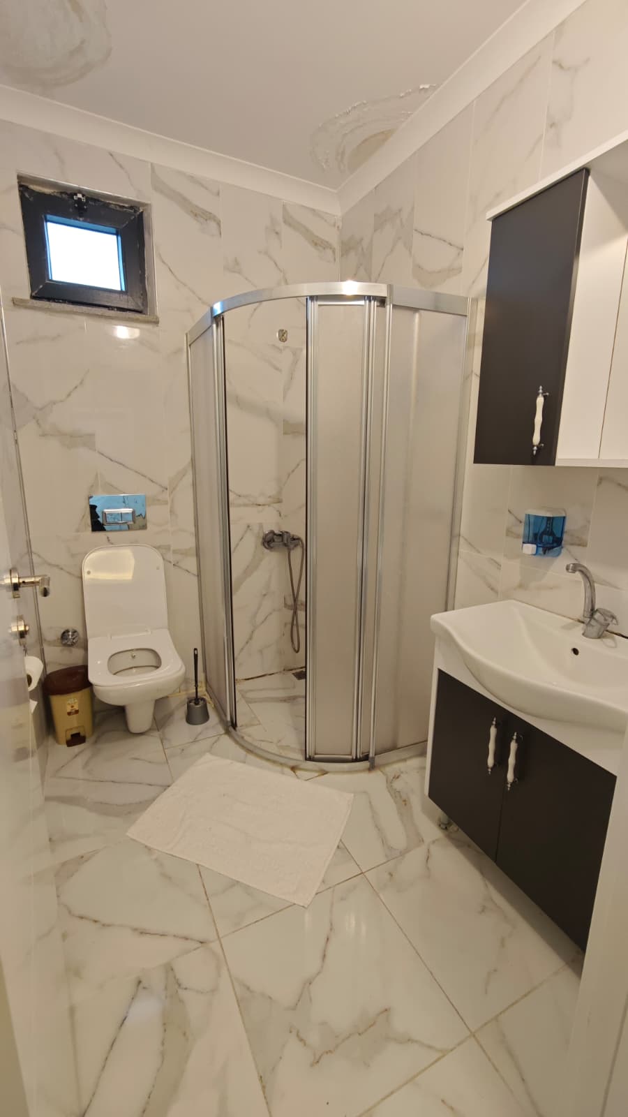 MABEL TOPALOĞLU'NDAN 1NOLU BOSTANCIDA KİRALIK 1+1 EŞYALI DAİRE