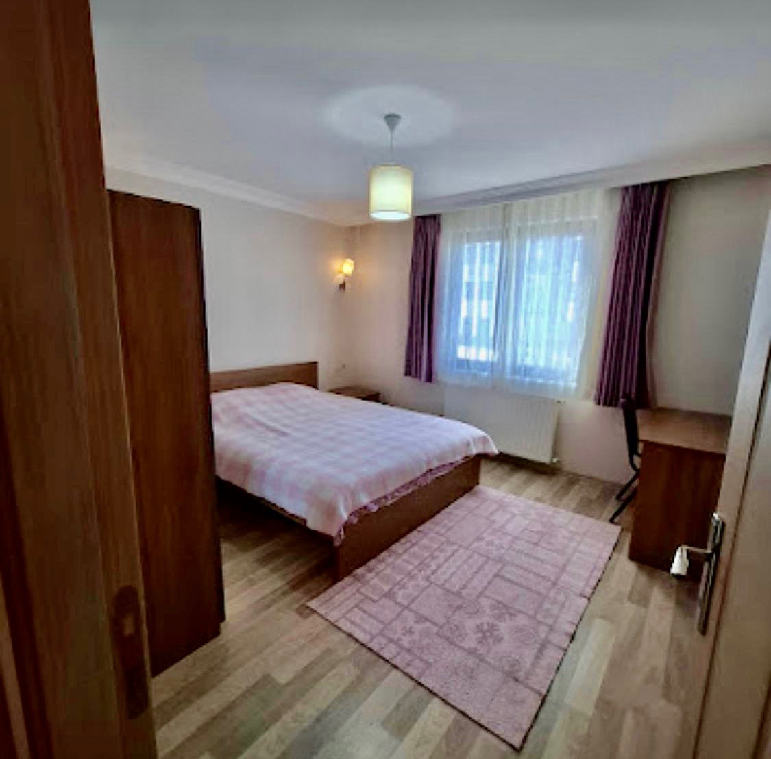 GENİŞ 1+1 ARA KAT KİRALIK DAİRE